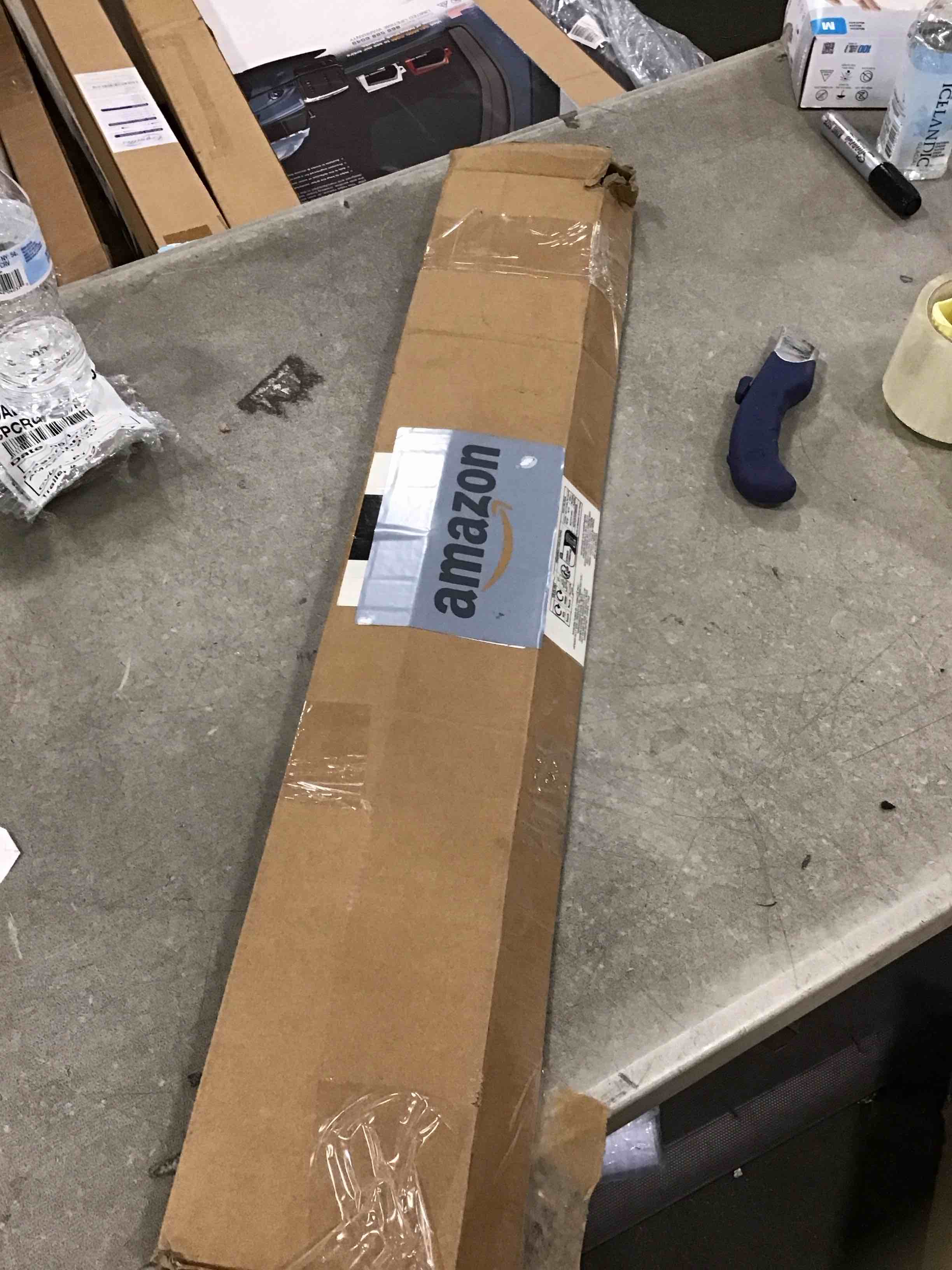 https://s3.amazonaws.com/lotting-images-prod/bidfta/RED6591528_1716558211510.jpeg