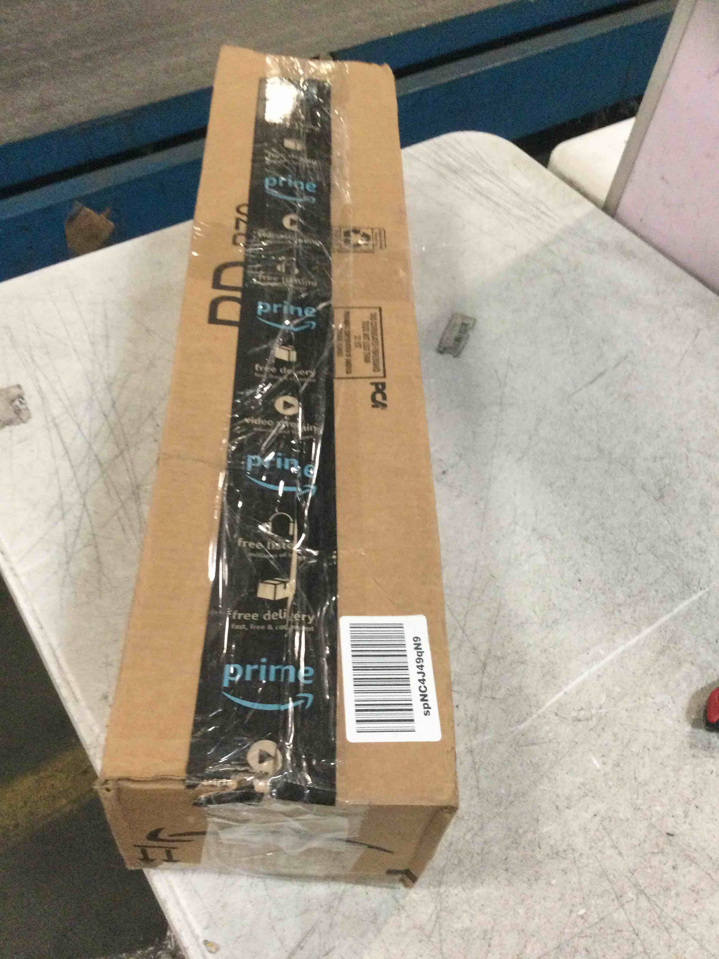 https://s3.amazonaws.com/lotting-images-prod/bidfta/RED6591775_1717070960659.jpeg
