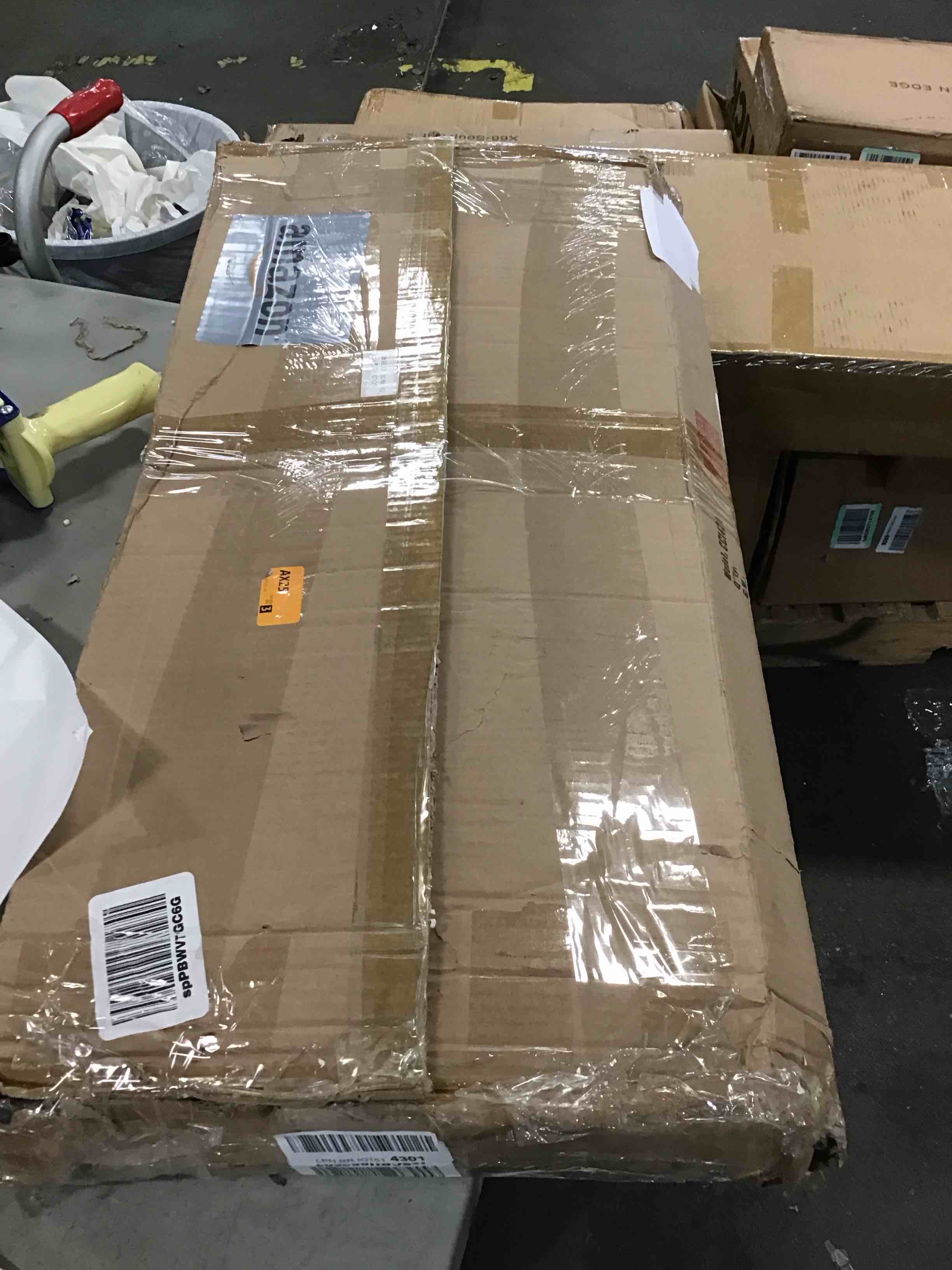https://s3.amazonaws.com/lotting-images-prod/bidfta/RED6592764_1717525299183.jpeg