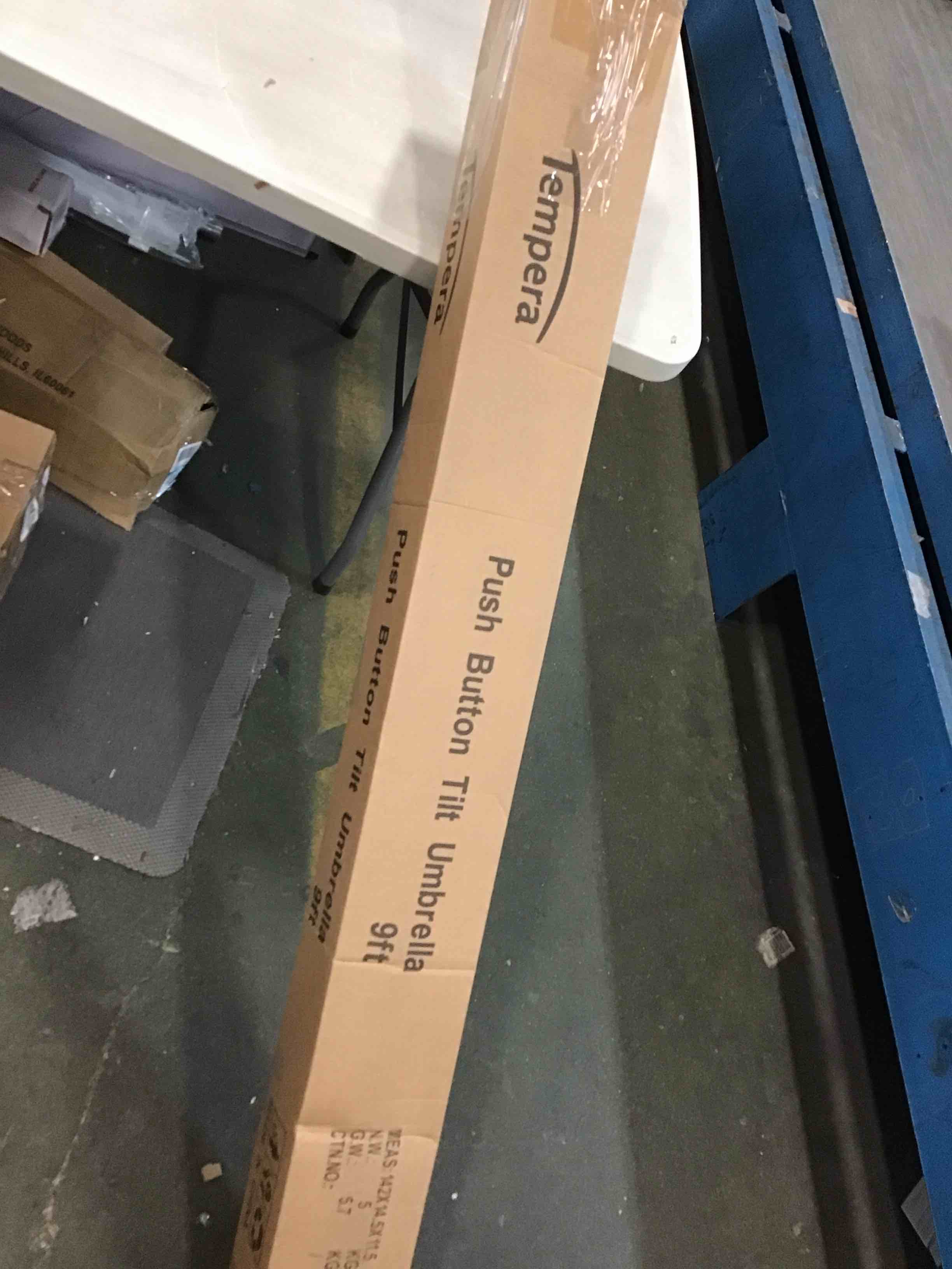 https://s3.amazonaws.com/lotting-images-prod/bidfta/RED6592870_1717599116301.jpeg