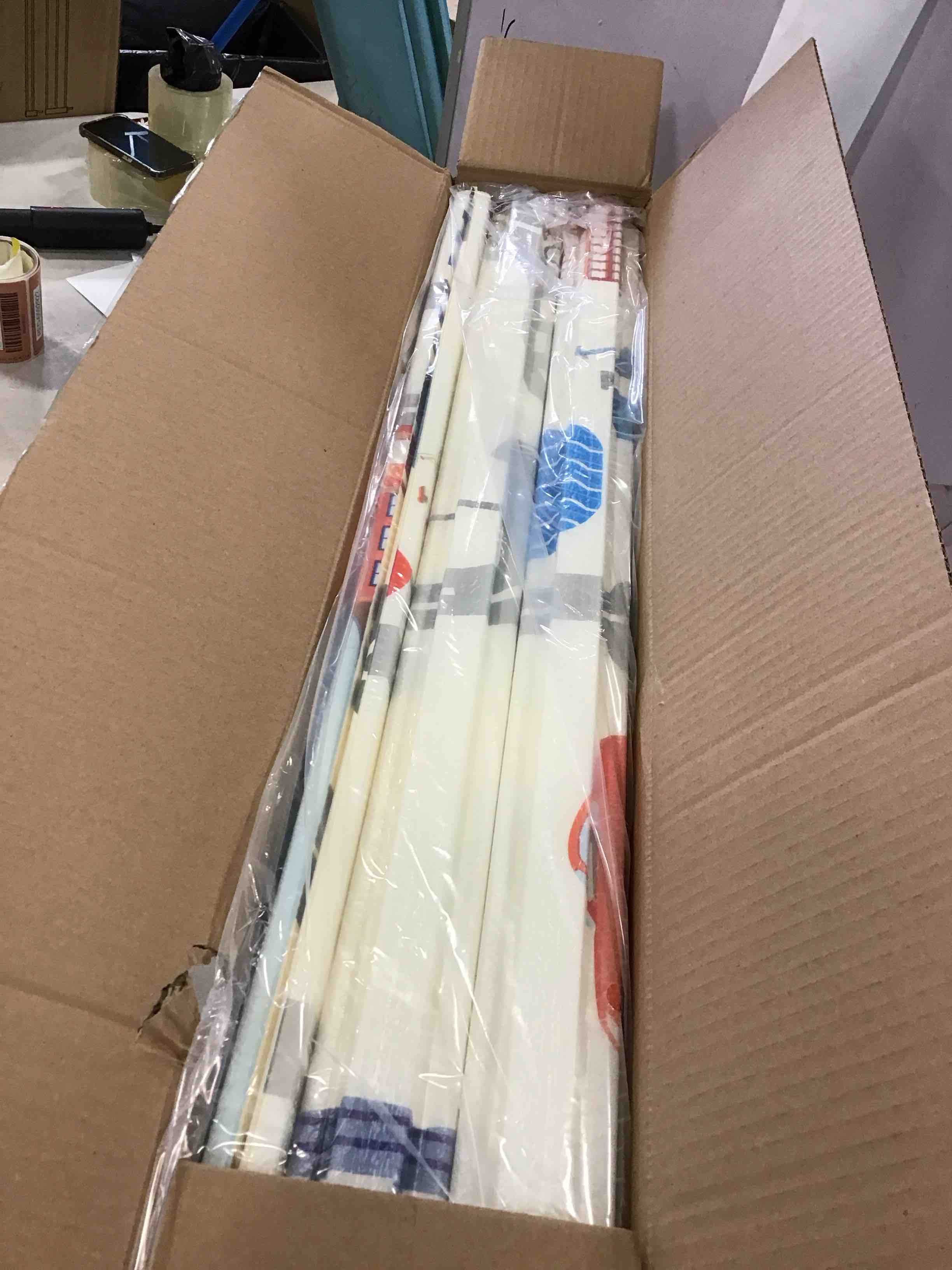 https://s3.amazonaws.com/lotting-images-prod/bidfta/RED6592917_1717605232589.jpeg