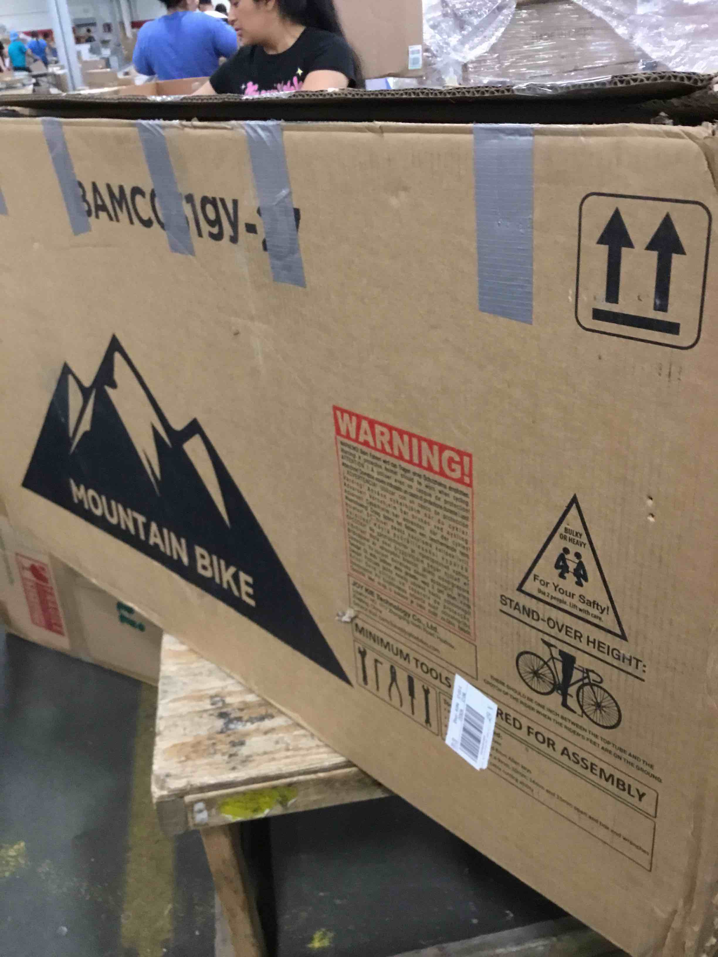 https://s3.amazonaws.com/lotting-images-prod/bidfta/RED6593201_1716894516616.jpeg