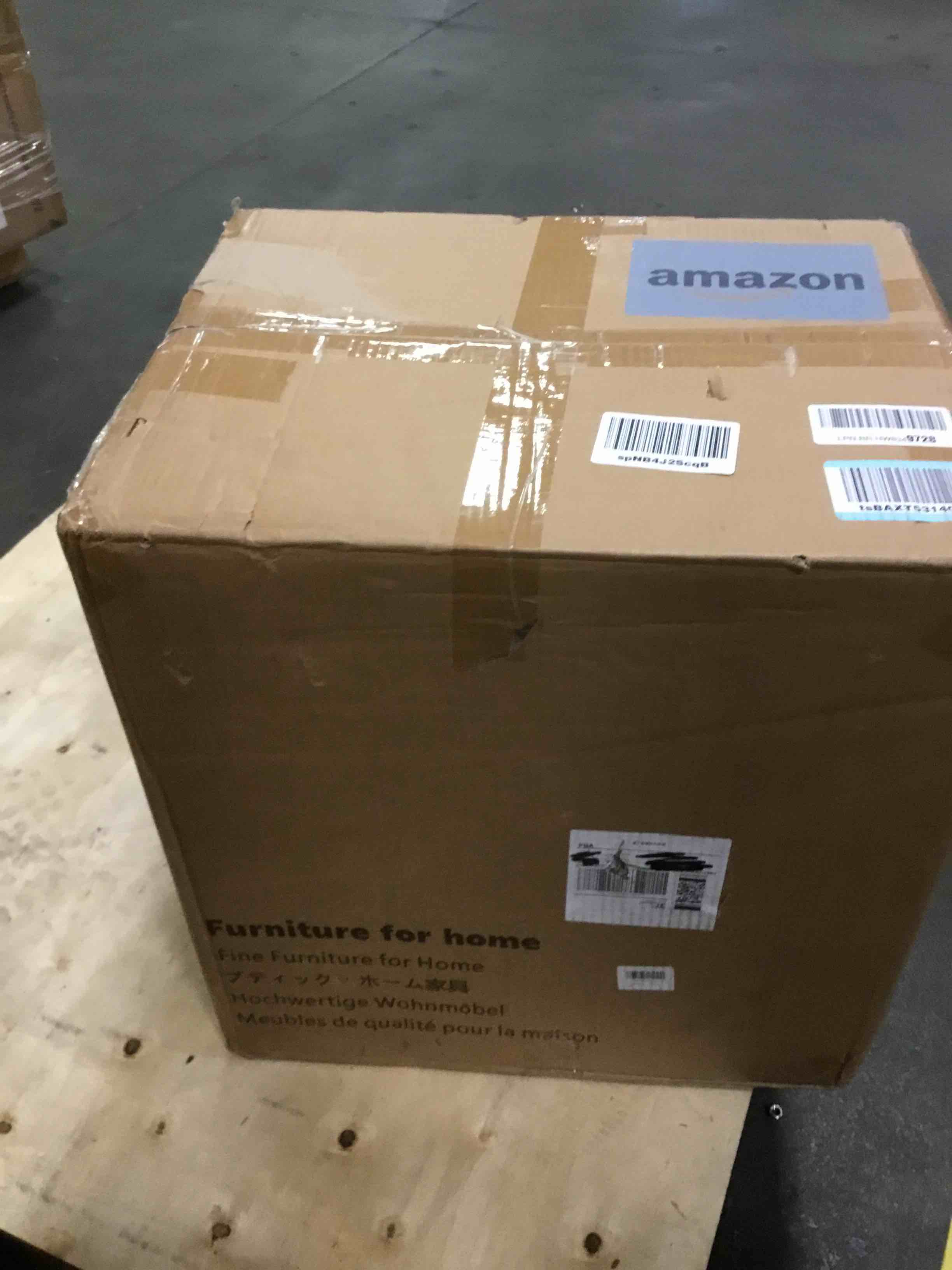 https://s3.amazonaws.com/lotting-images-prod/bidfta/RED6593424_1716981533261.jpeg