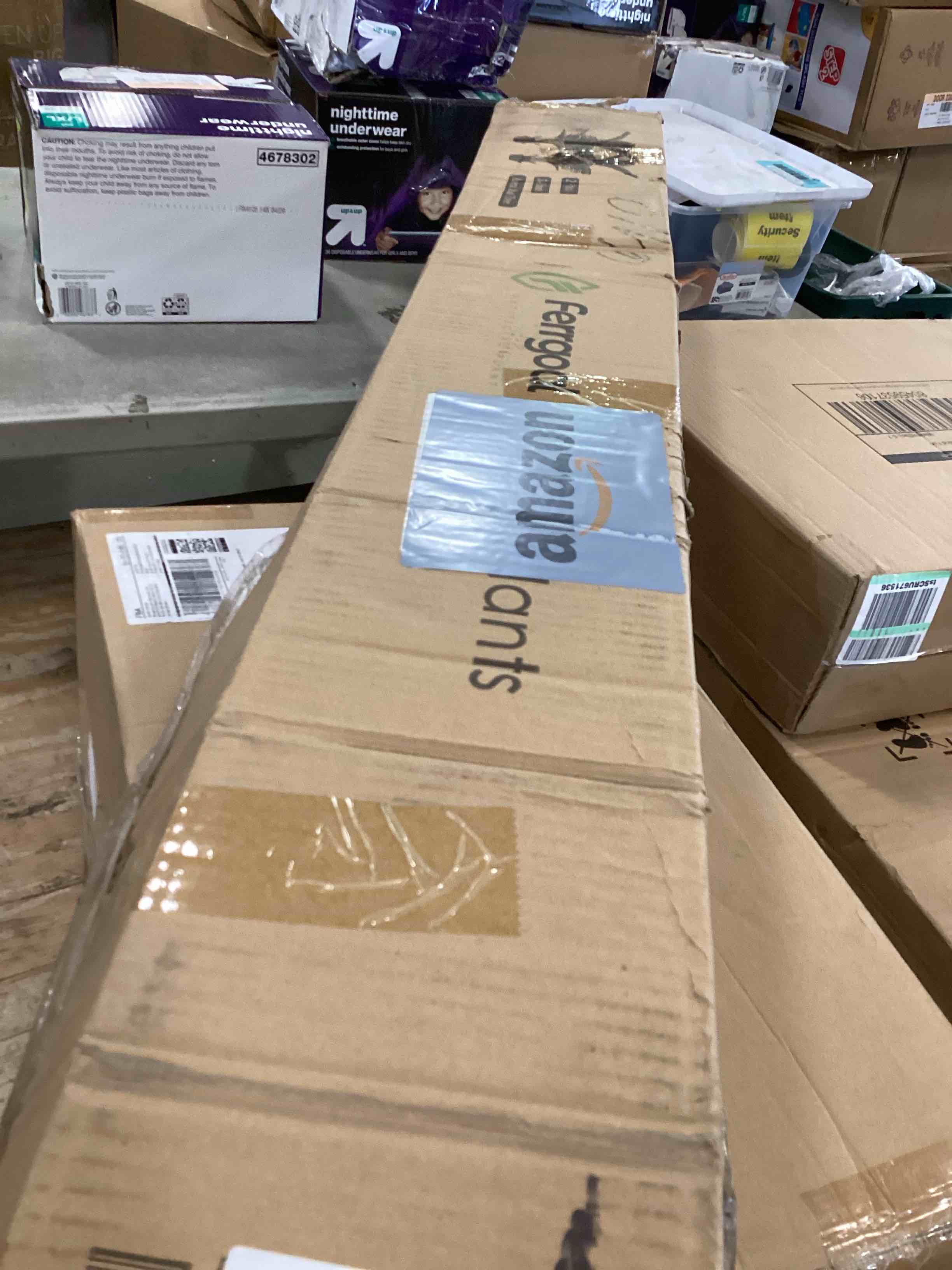 https://s3.amazonaws.com/lotting-images-prod/bidfta/RED6593750_1717092341933.jpeg