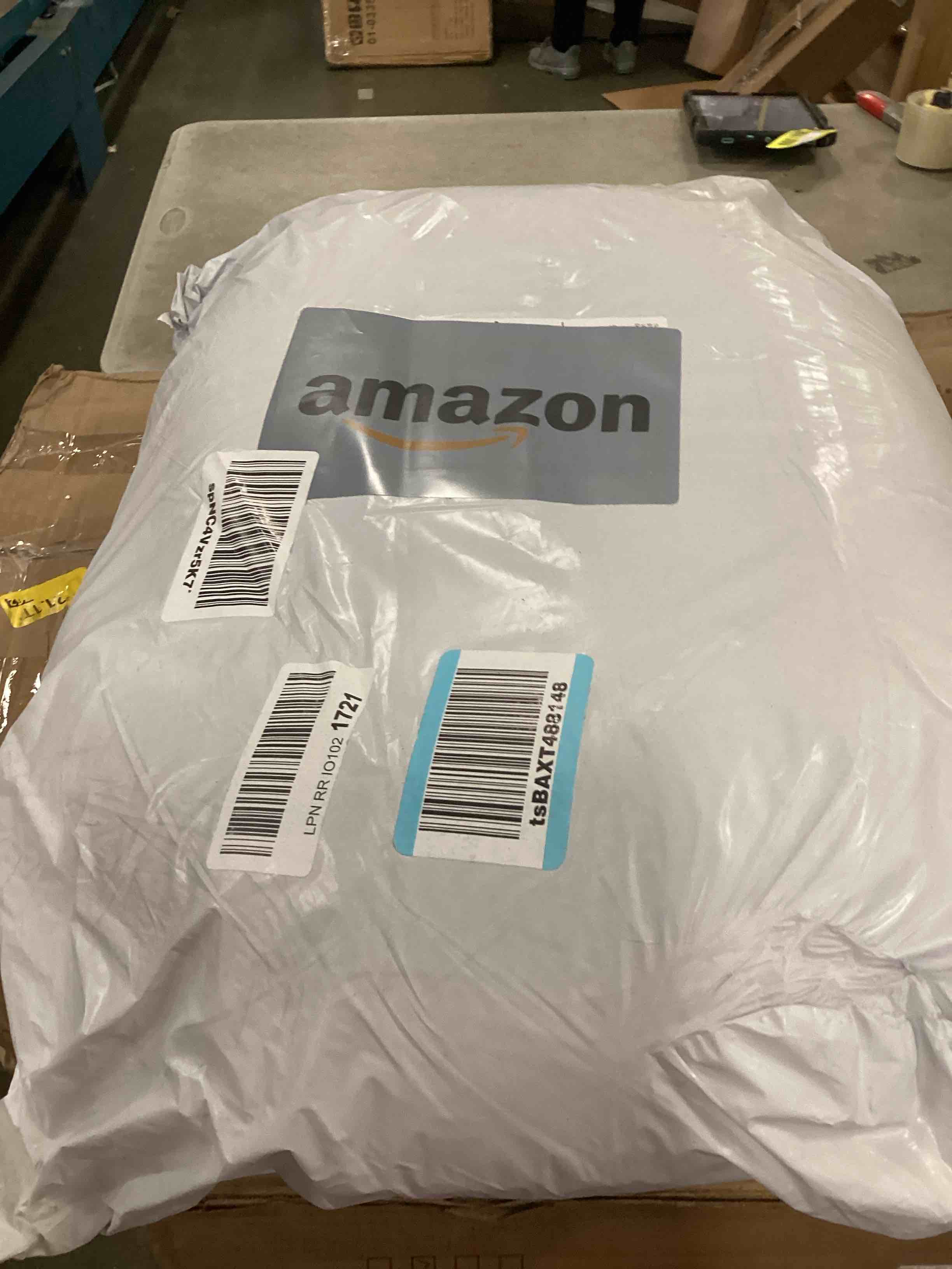 https://s3.amazonaws.com/lotting-images-prod/bidfta/RED6593903_1717159506109.jpeg