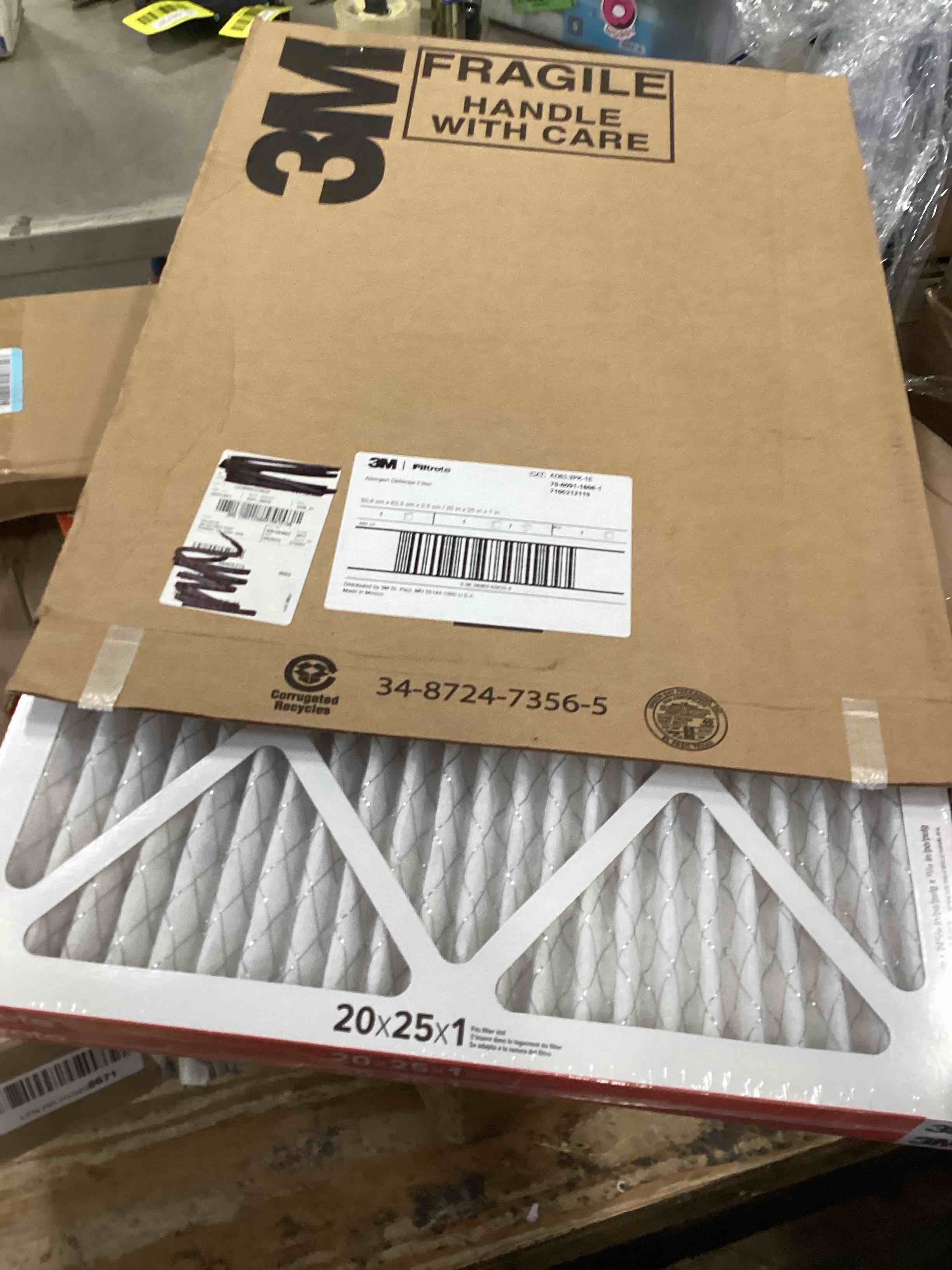 https://s3.amazonaws.com/lotting-images-prod/bidfta/RED6593965_1717169422096.jpeg