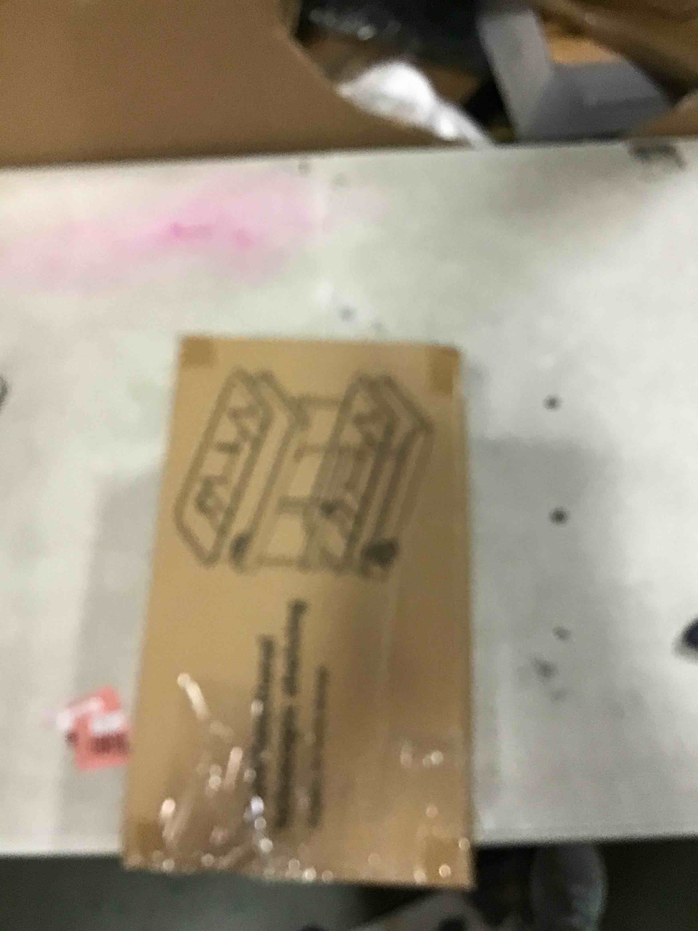 https://s3.amazonaws.com/lotting-images-prod/bidfta/RED6594562_1716297626587.jpeg