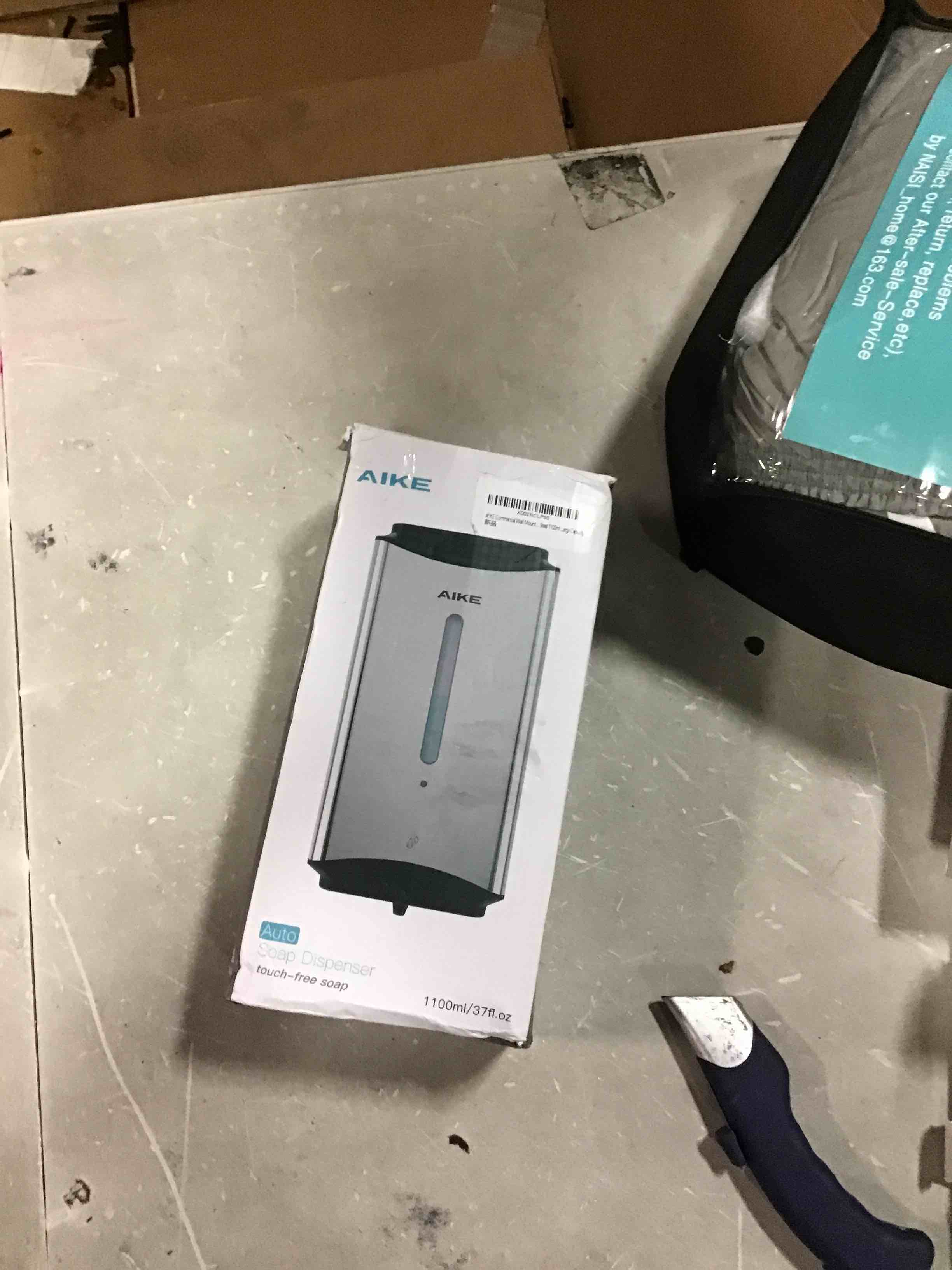 https://s3.amazonaws.com/lotting-images-prod/bidfta/RED6594694_1716310312146.jpeg