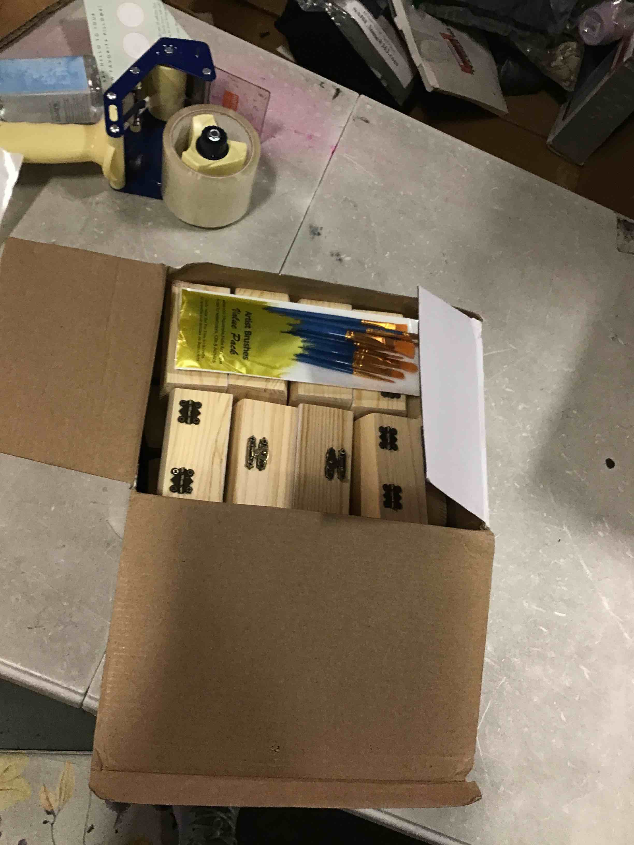 https://s3.amazonaws.com/lotting-images-prod/bidfta/RED6594704_1716310889897.jpeg