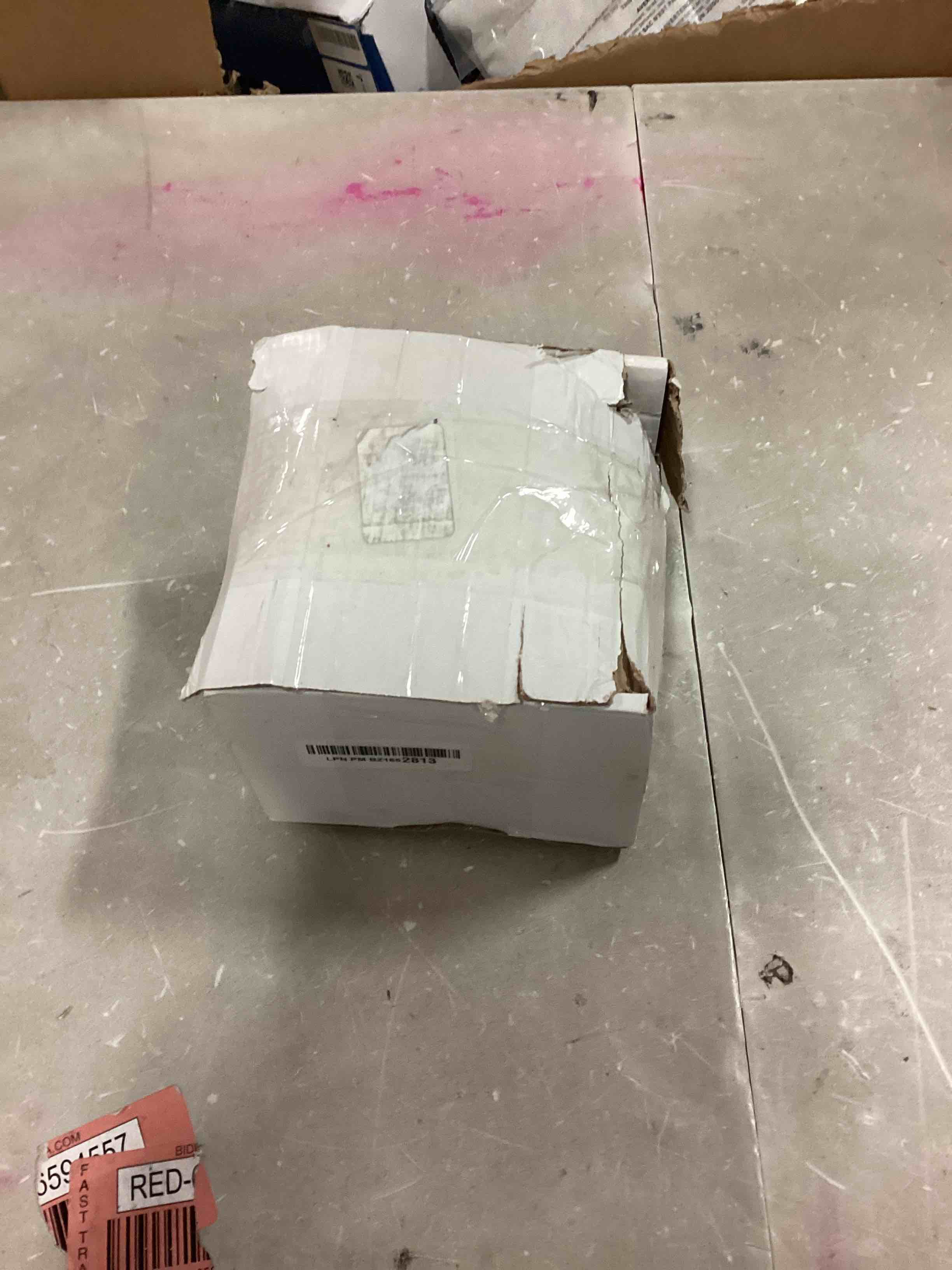 https://s3.amazonaws.com/lotting-images-prod/bidfta/RED6594883_1716387800029.jpeg