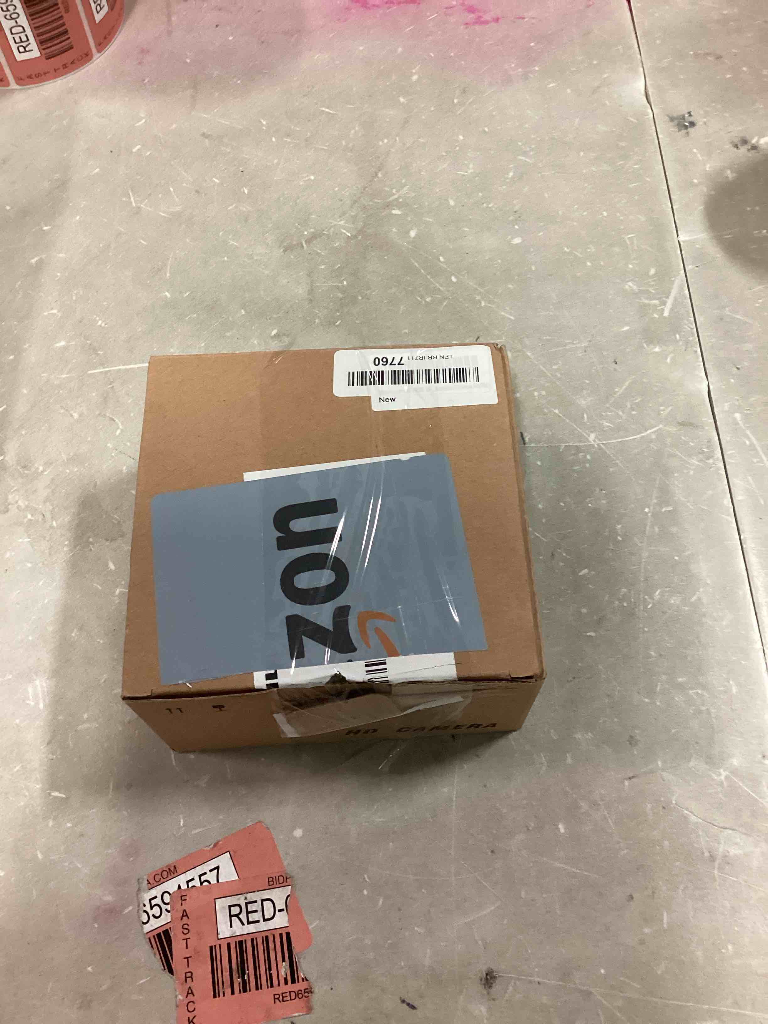 https://s3.amazonaws.com/lotting-images-prod/bidfta/RED6594979_1716398491142.jpeg
