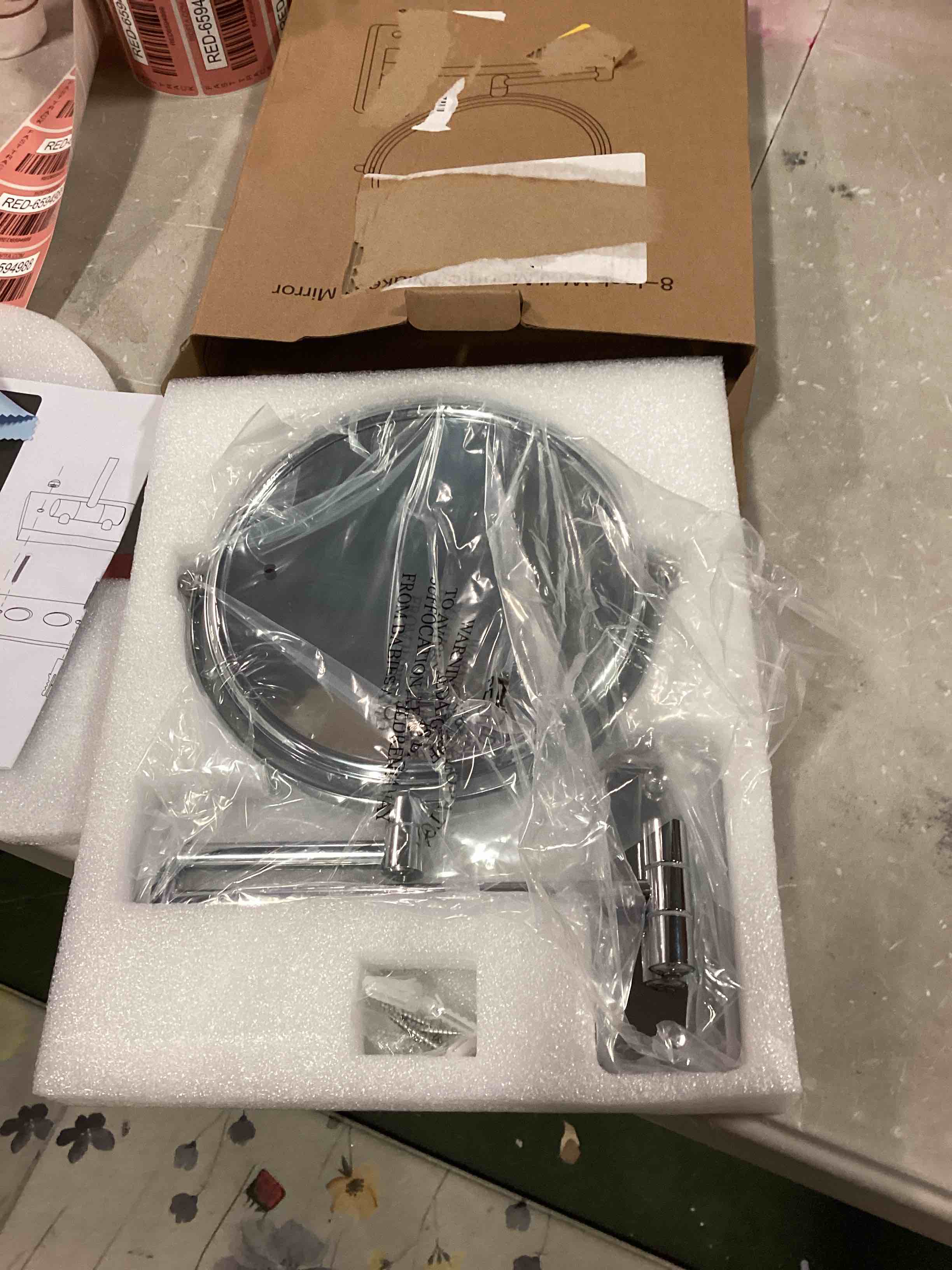 https://s3.amazonaws.com/lotting-images-prod/bidfta/RED6594984_1716398923214.jpeg