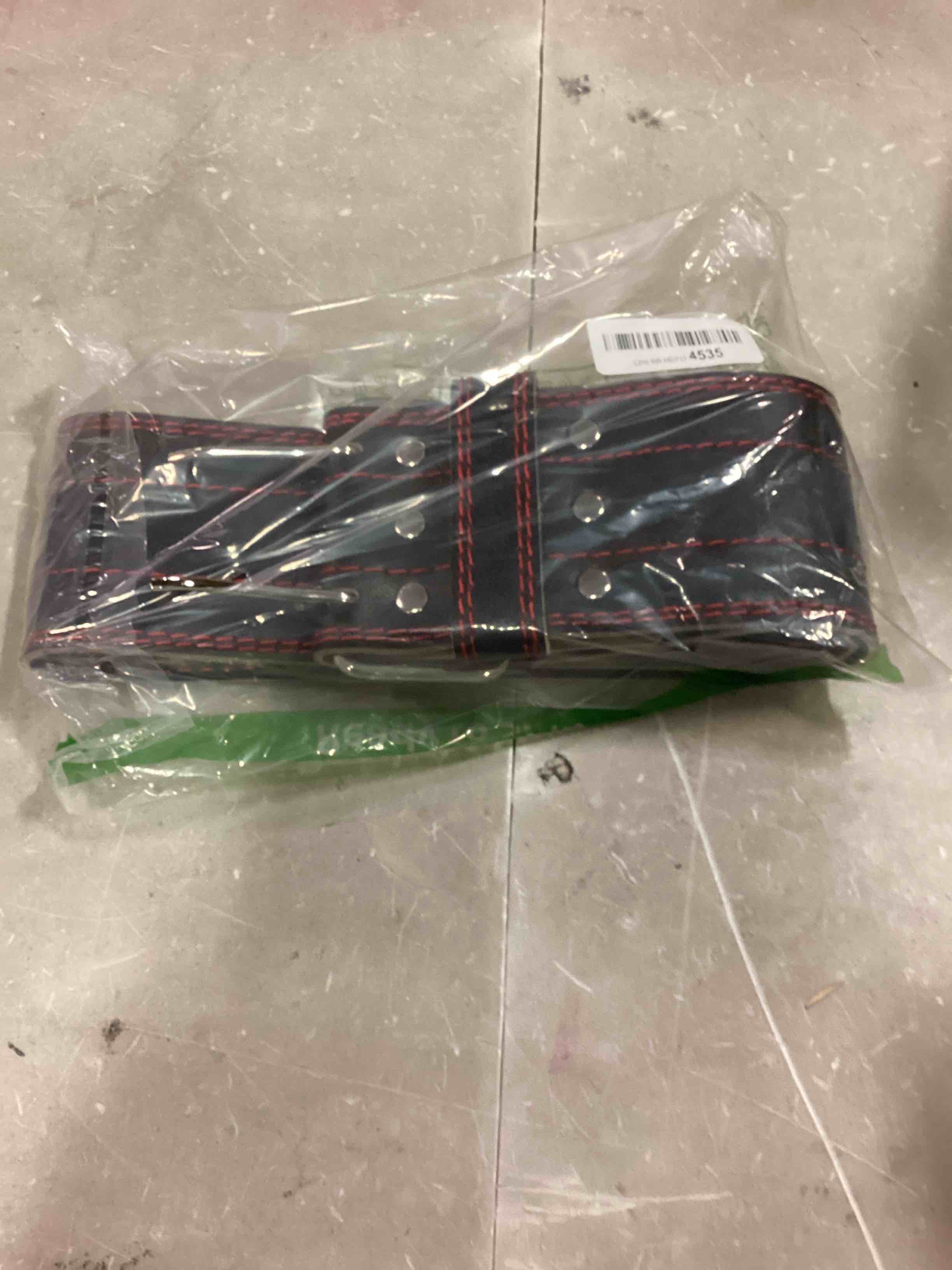 https://s3.amazonaws.com/lotting-images-prod/bidfta/RED6594989_1716399294563.jpeg