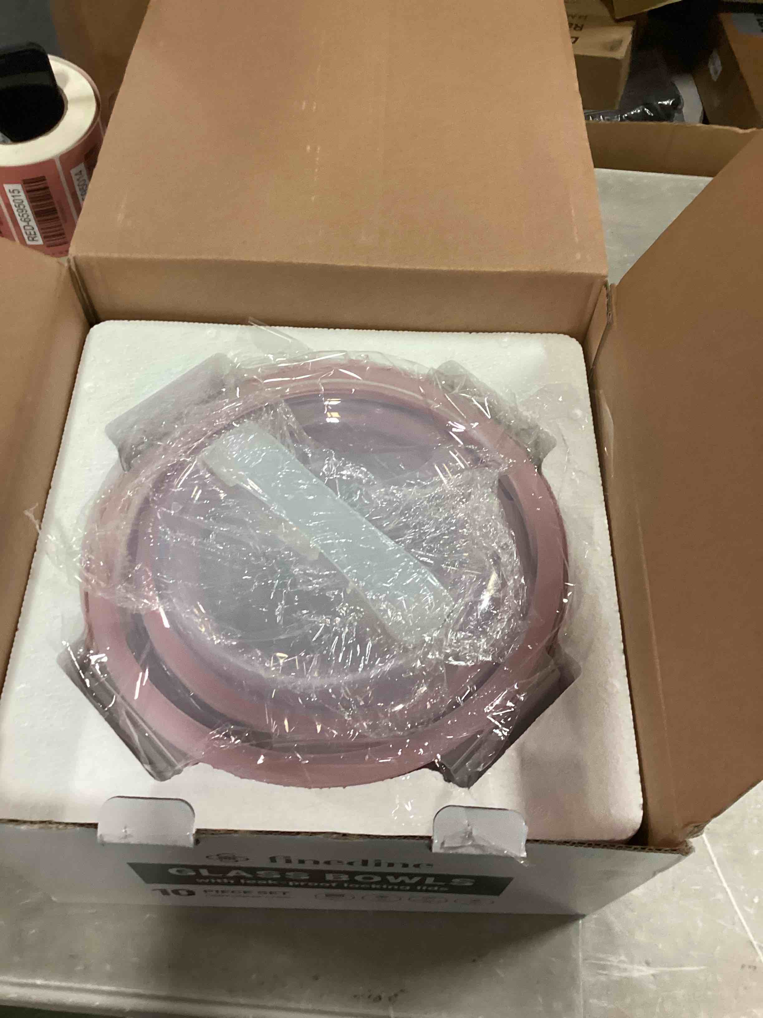 https://s3.amazonaws.com/lotting-images-prod/bidfta/RED6595000_1716400272641.jpeg