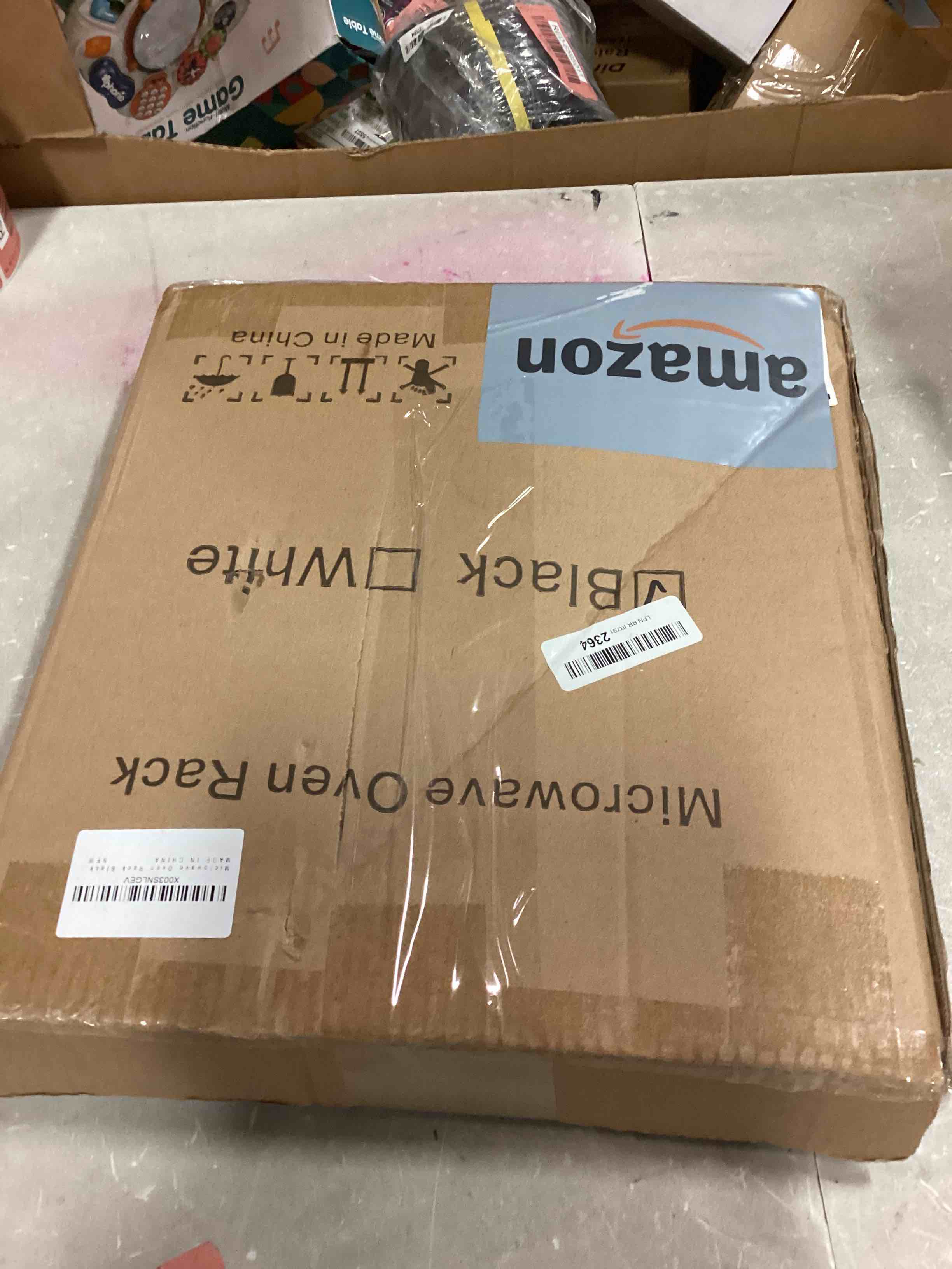 https://s3.amazonaws.com/lotting-images-prod/bidfta/RED6595013_1716402458060.jpeg