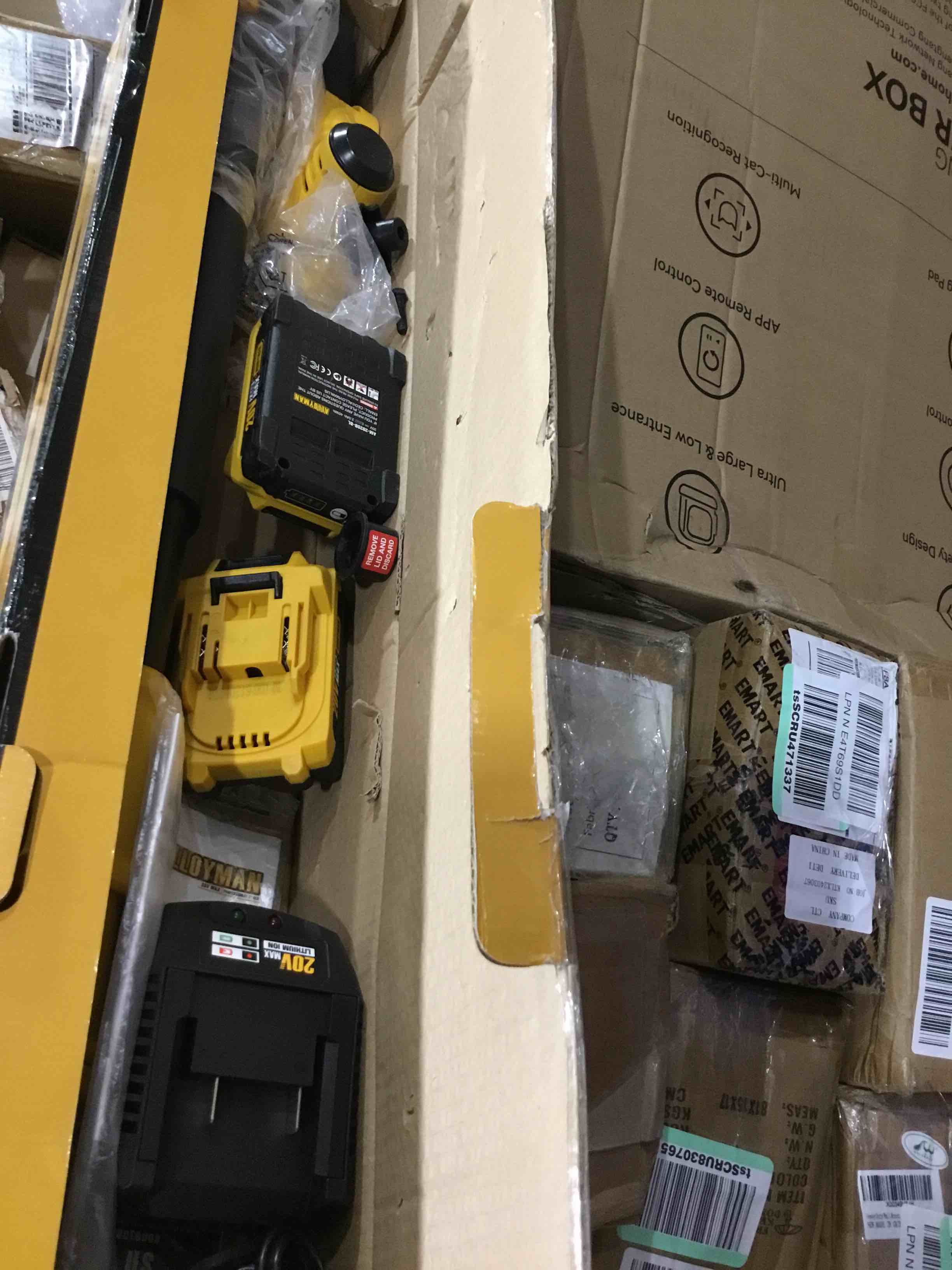 https://s3.amazonaws.com/lotting-images-prod/bidfta/RED6595992_1722455452577.jpeg