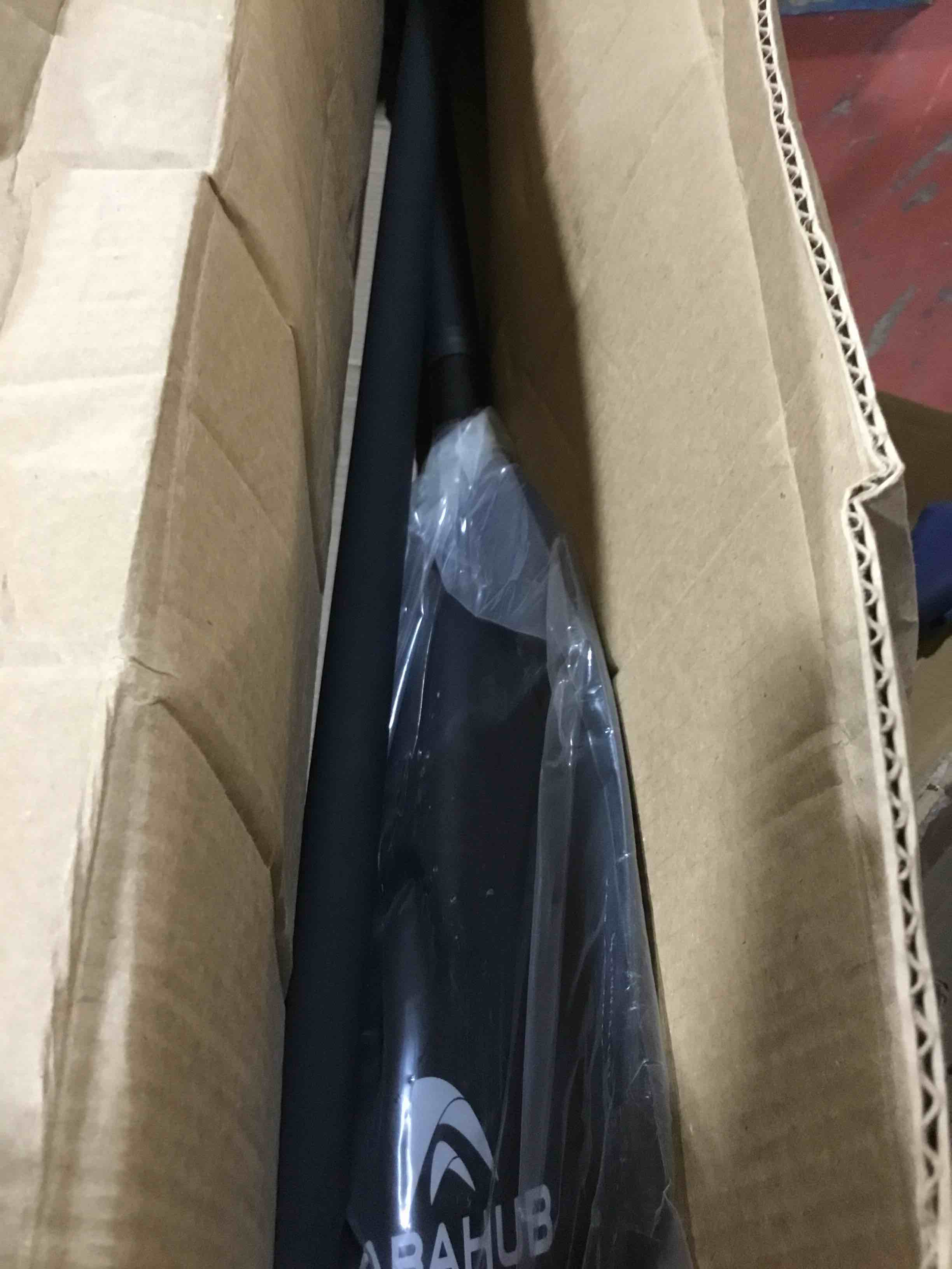 https://s3.amazonaws.com/lotting-images-prod/bidfta/RED6596018_1722461225867.jpeg