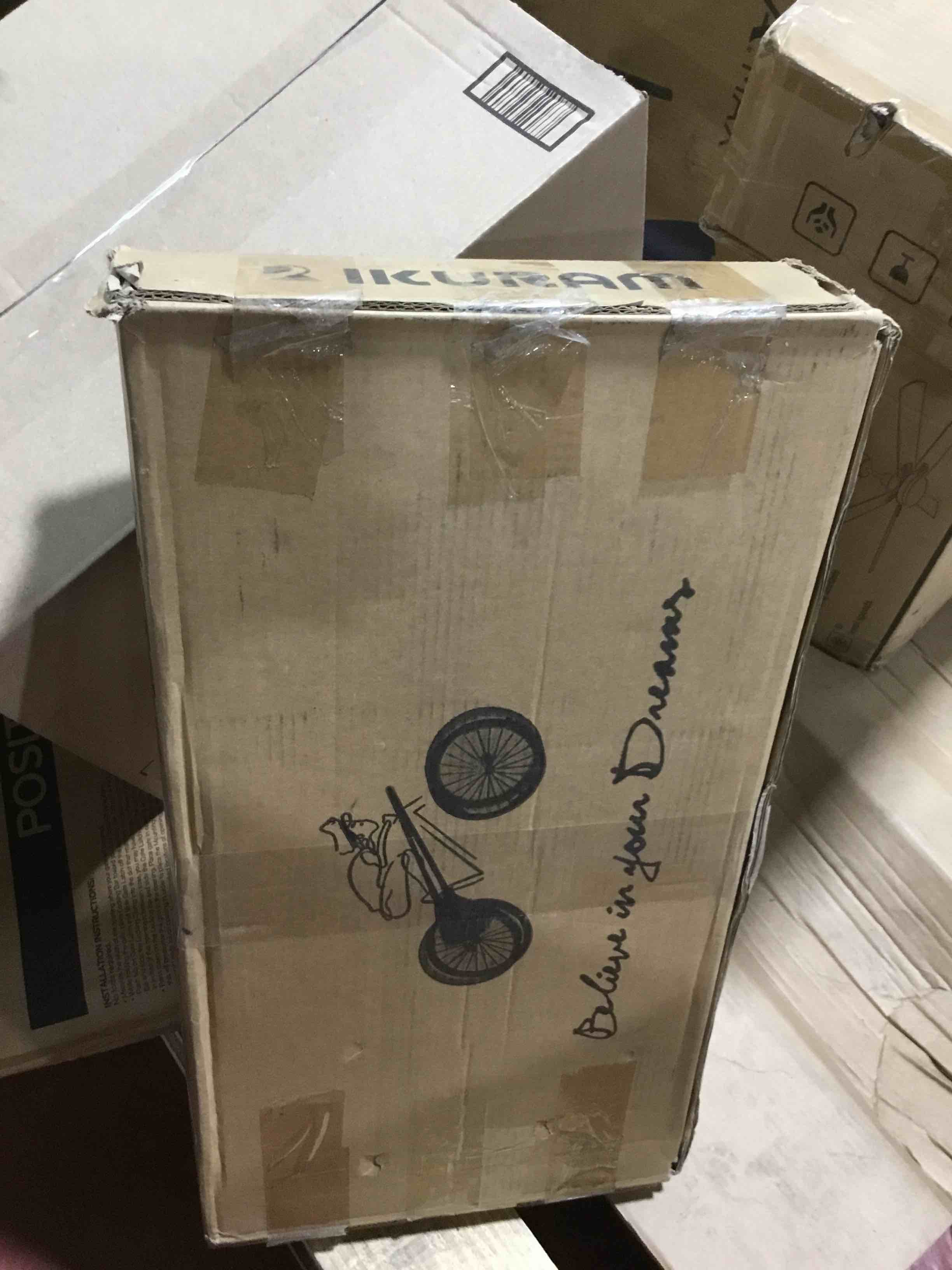 https://s3.amazonaws.com/lotting-images-prod/bidfta/RED6596418_1722877291812.jpeg