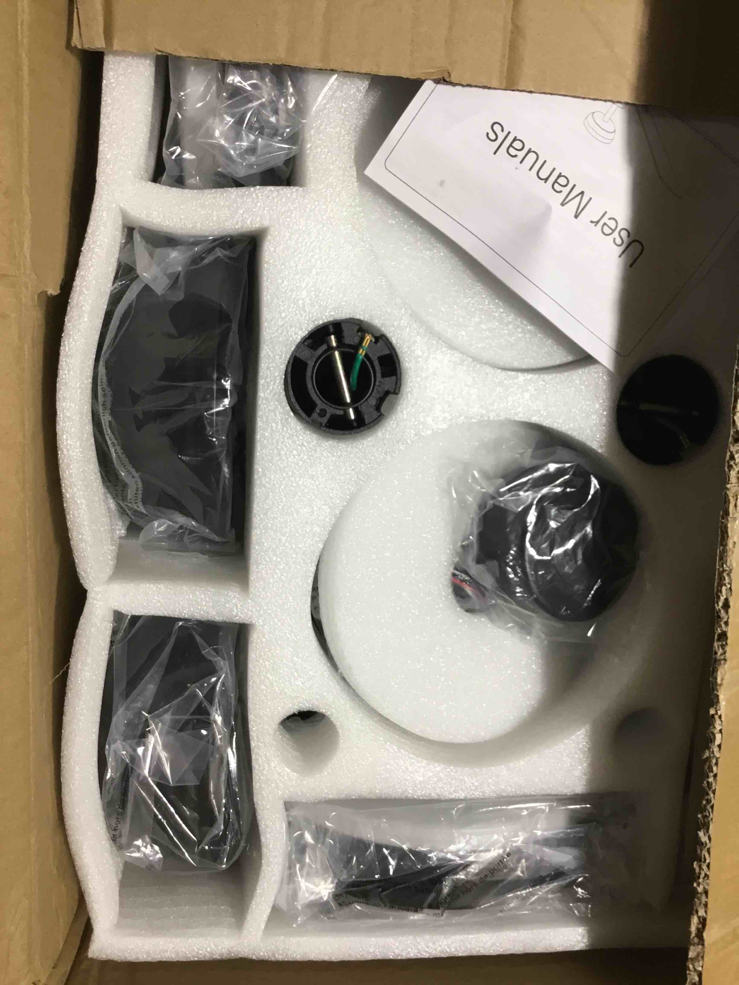 https://s3.amazonaws.com/lotting-images-prod/bidfta/RED6596430_1722878419181.jpeg