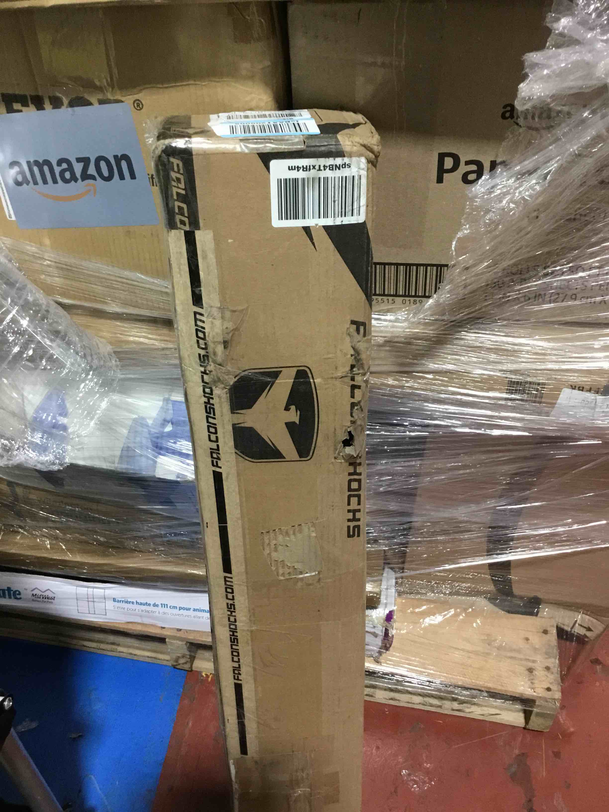 https://s3.amazonaws.com/lotting-images-prod/bidfta/RED6596498_1722973596306.jpeg