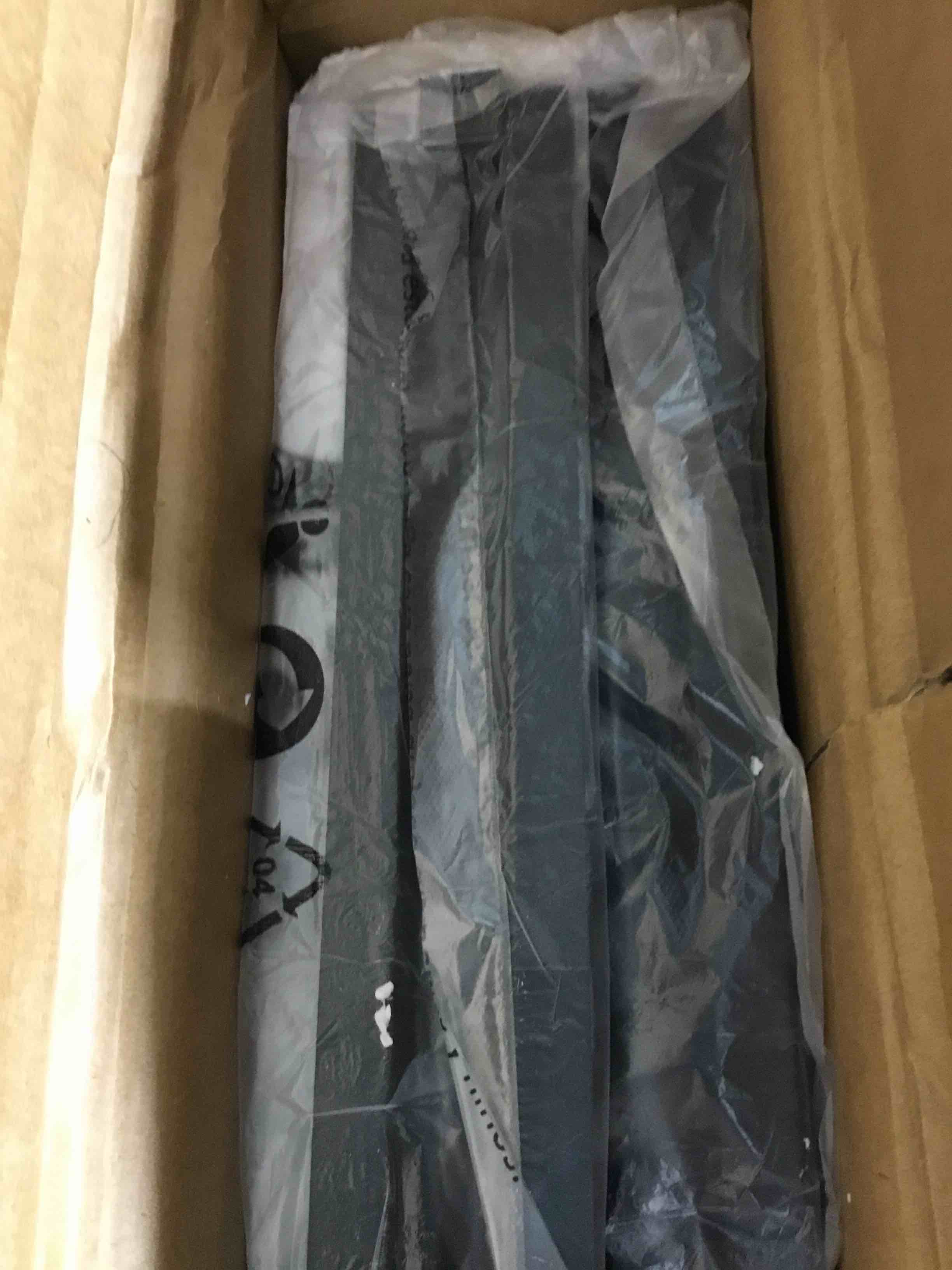 https://s3.amazonaws.com/lotting-images-prod/bidfta/RED6596503_1722974271952.jpeg