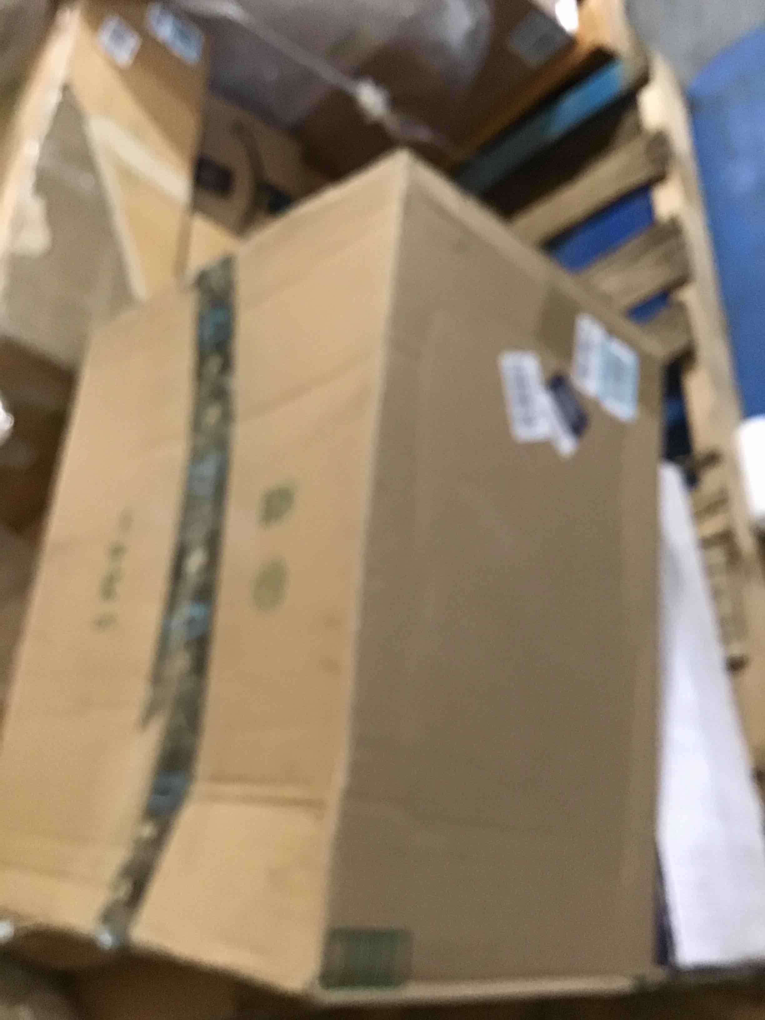 https://s3.amazonaws.com/lotting-images-prod/bidfta/RED6597304_1723752651358.jpeg