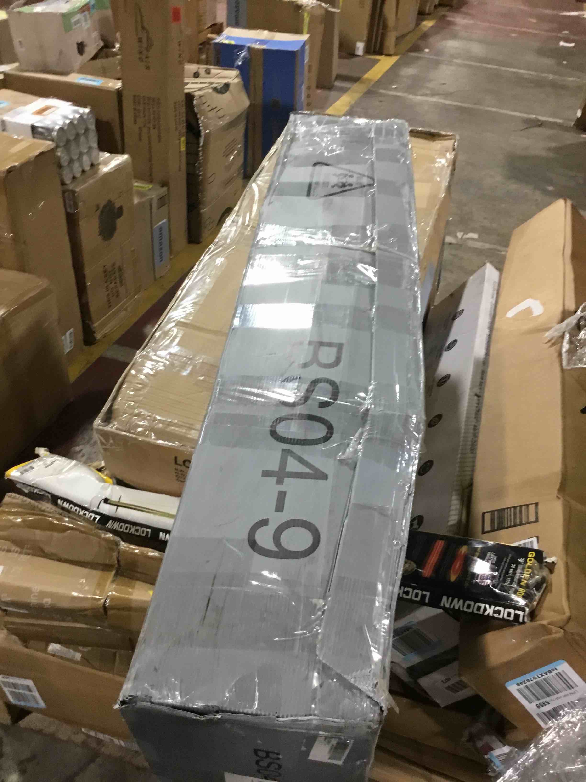 https://s3.amazonaws.com/lotting-images-prod/bidfta/RED6597643_1718742303237.jpeg