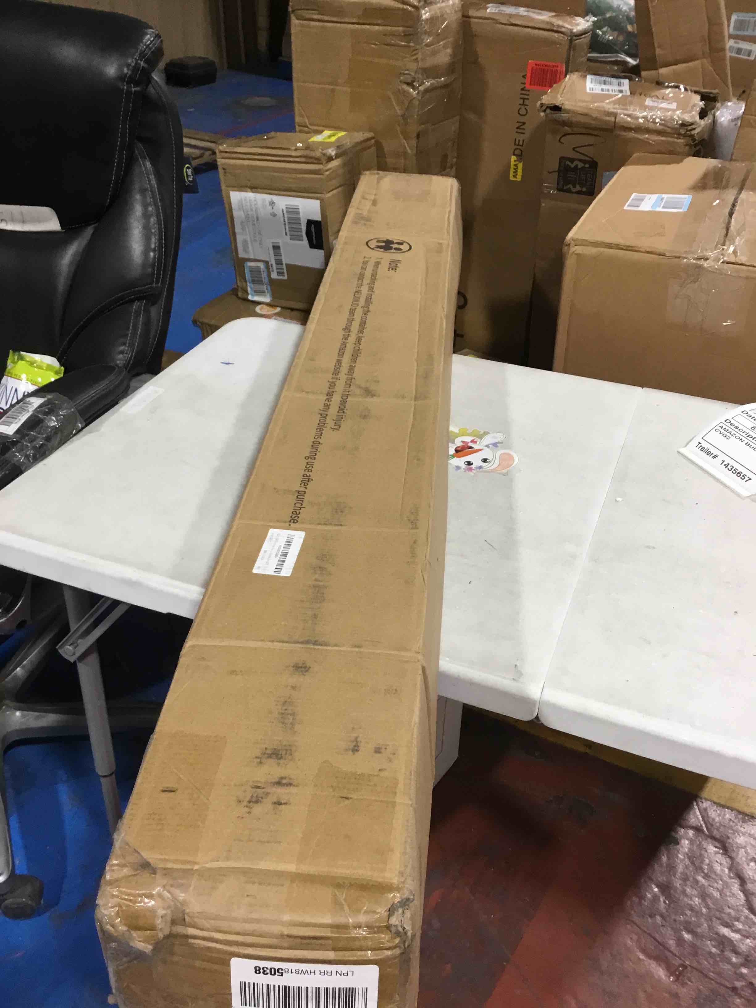 https://s3.amazonaws.com/lotting-images-prod/bidfta/RED6598369_1719586866074.jpeg