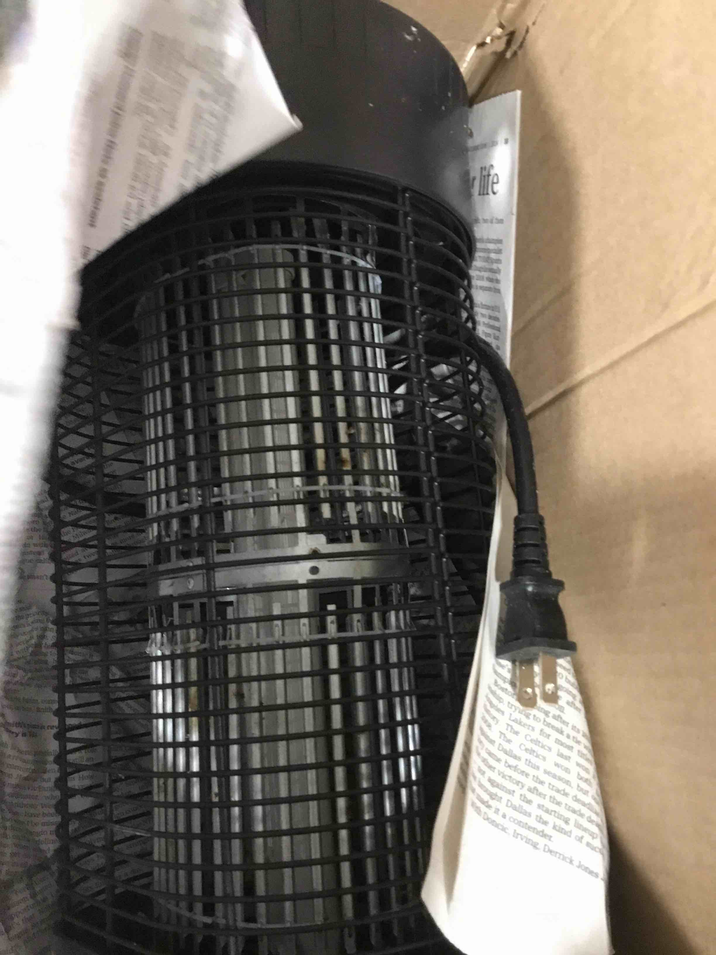 https://s3.amazonaws.com/lotting-images-prod/bidfta/RED6598385_1719593263663.jpeg