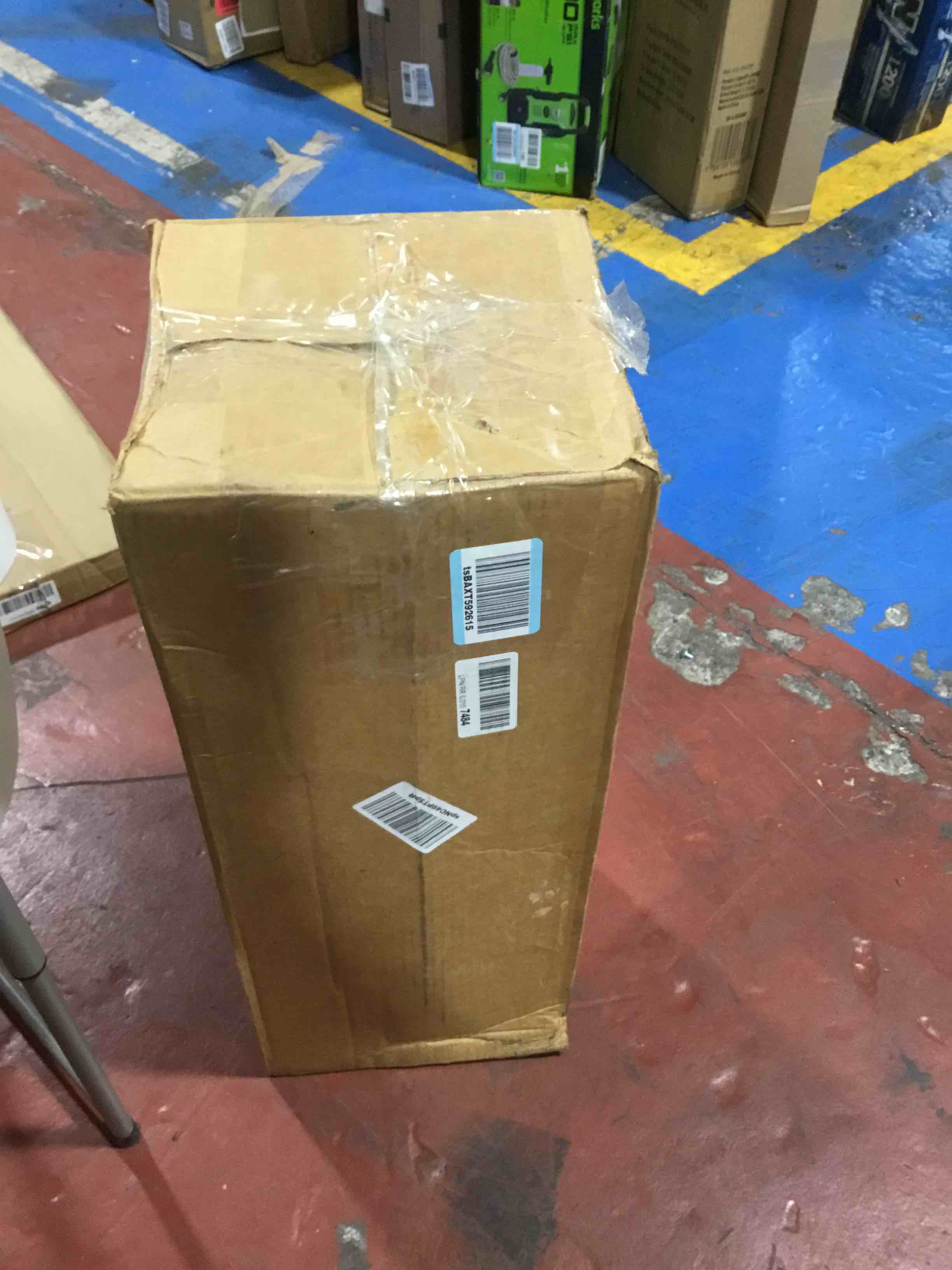 https://s3.amazonaws.com/lotting-images-prod/bidfta/RED6598395_1719594949784.jpeg