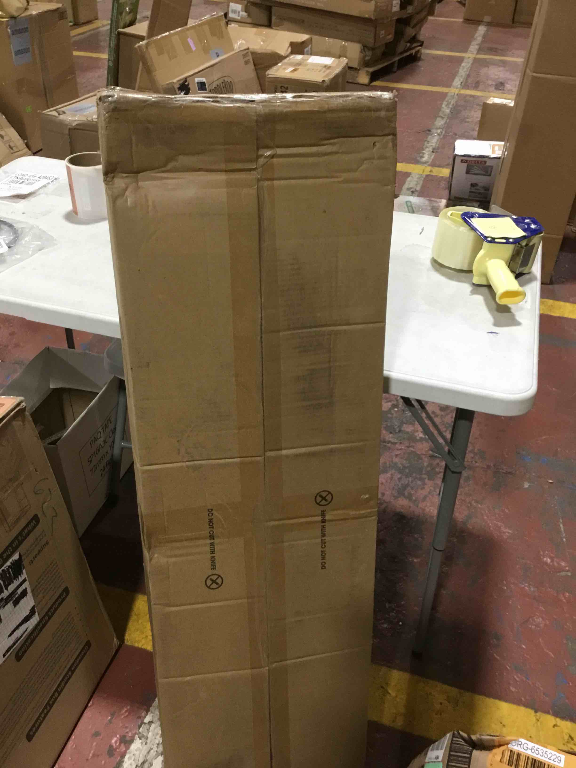 https://s3.amazonaws.com/lotting-images-prod/bidfta/RED6598841_1720444813280.jpeg