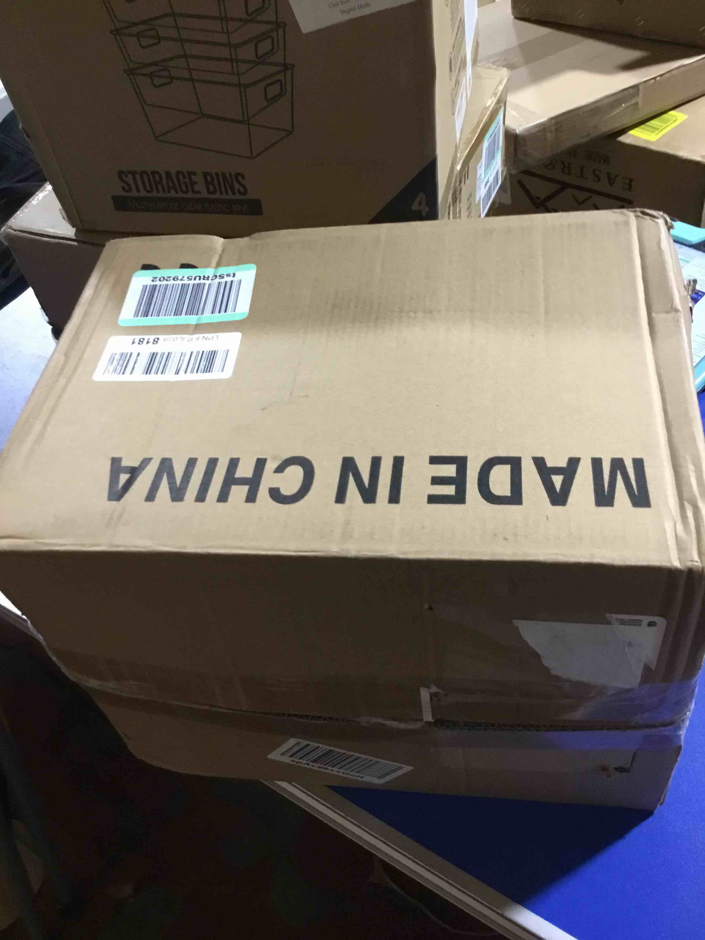 https://s3.amazonaws.com/lotting-images-prod/bidfta/RED6598940_1720644858464.jpeg