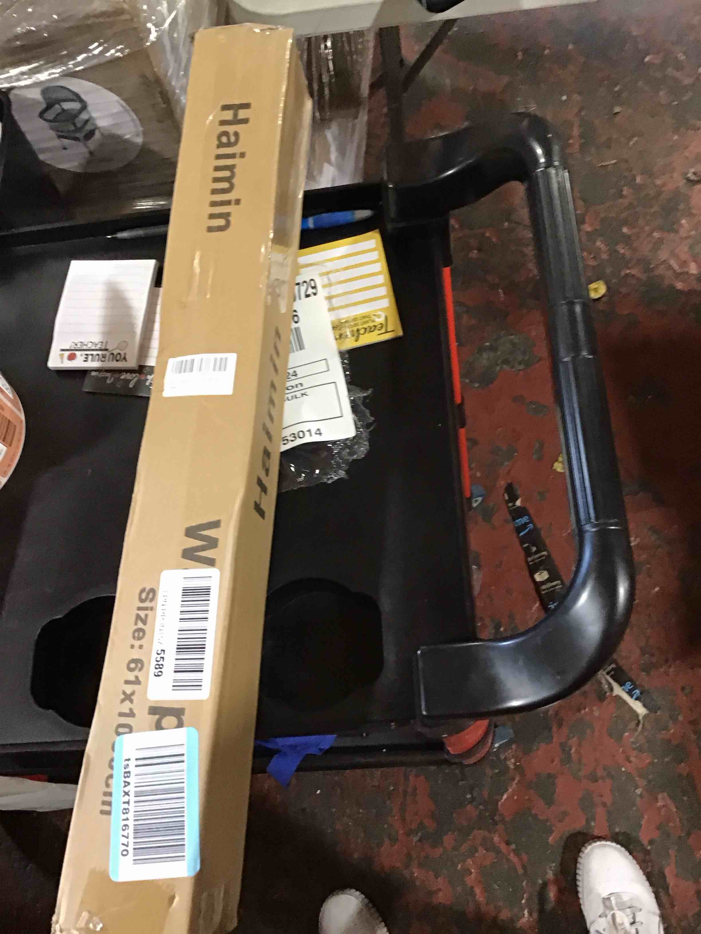 https://s3.amazonaws.com/lotting-images-prod/bidfta/RED6602118_1722538969051.jpeg