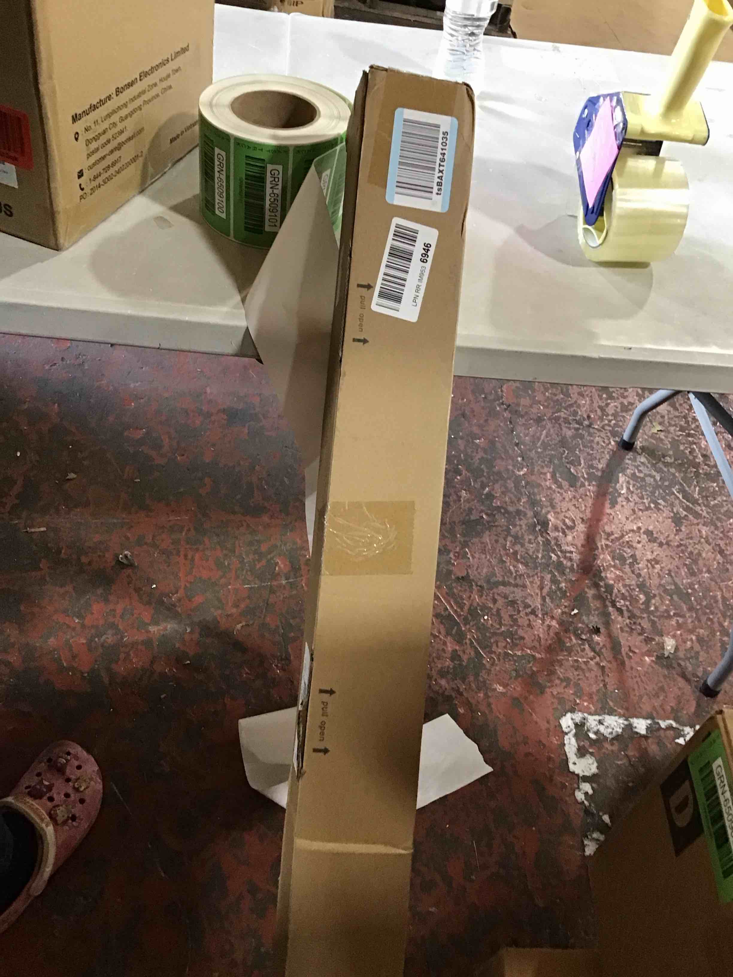 https://s3.amazonaws.com/lotting-images-prod/bidfta/RED6602120_1722539347424.jpeg