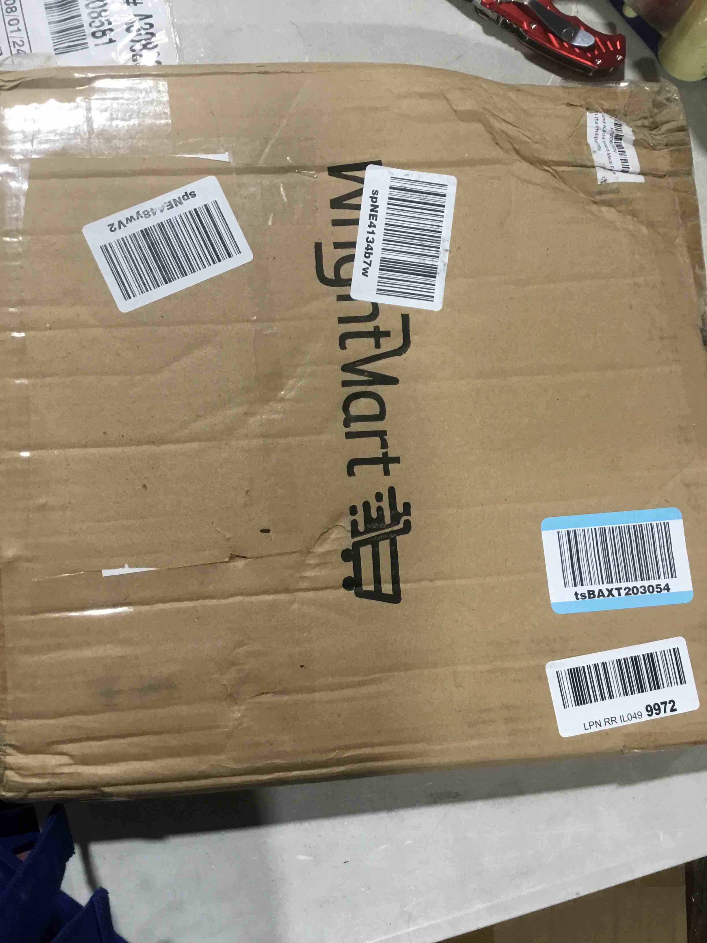 https://s3.amazonaws.com/lotting-images-prod/bidfta/RED6602207_1722630447775.jpeg