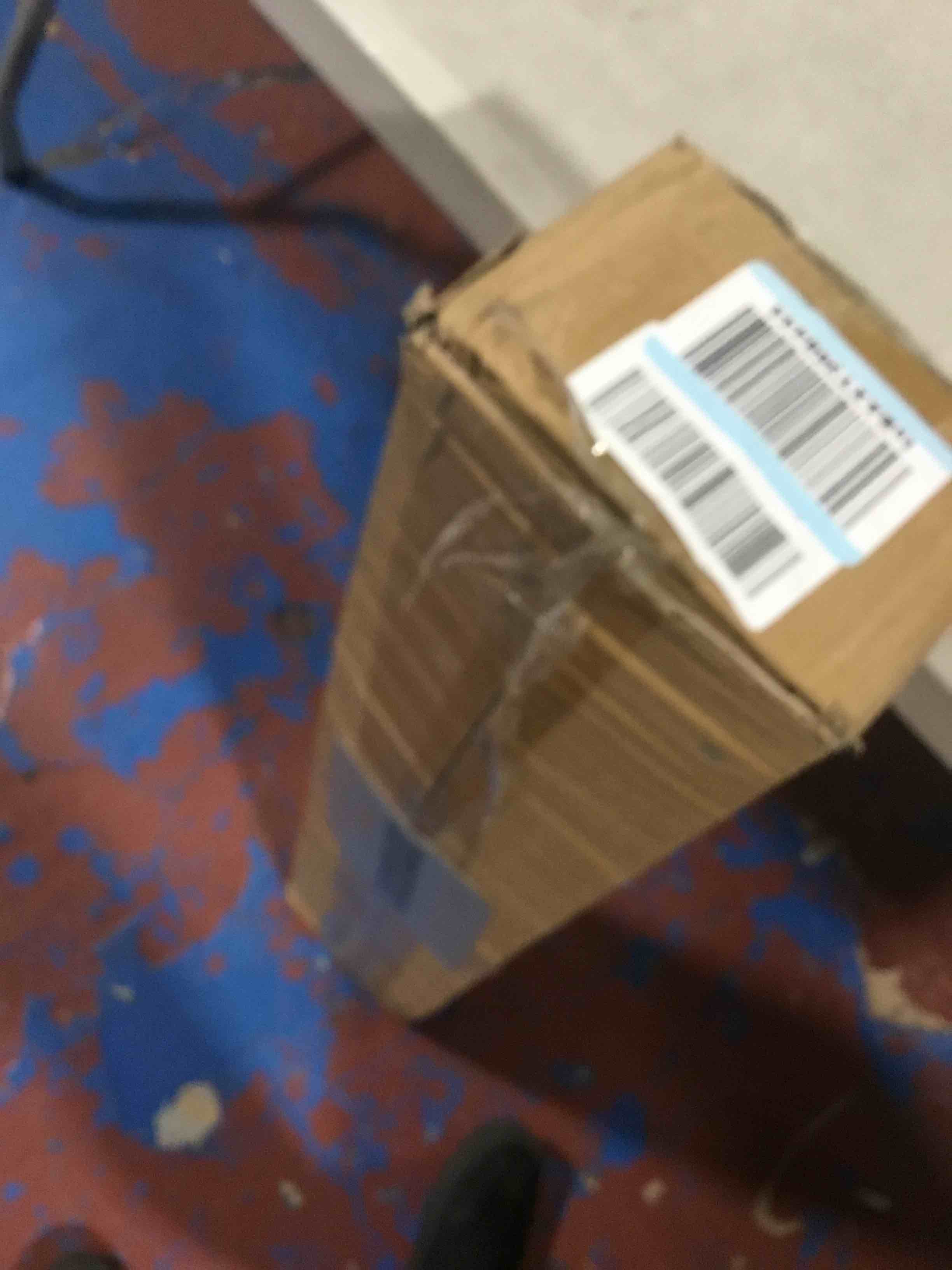 https://s3.amazonaws.com/lotting-images-prod/bidfta/RED6602271_1722884114270.jpeg