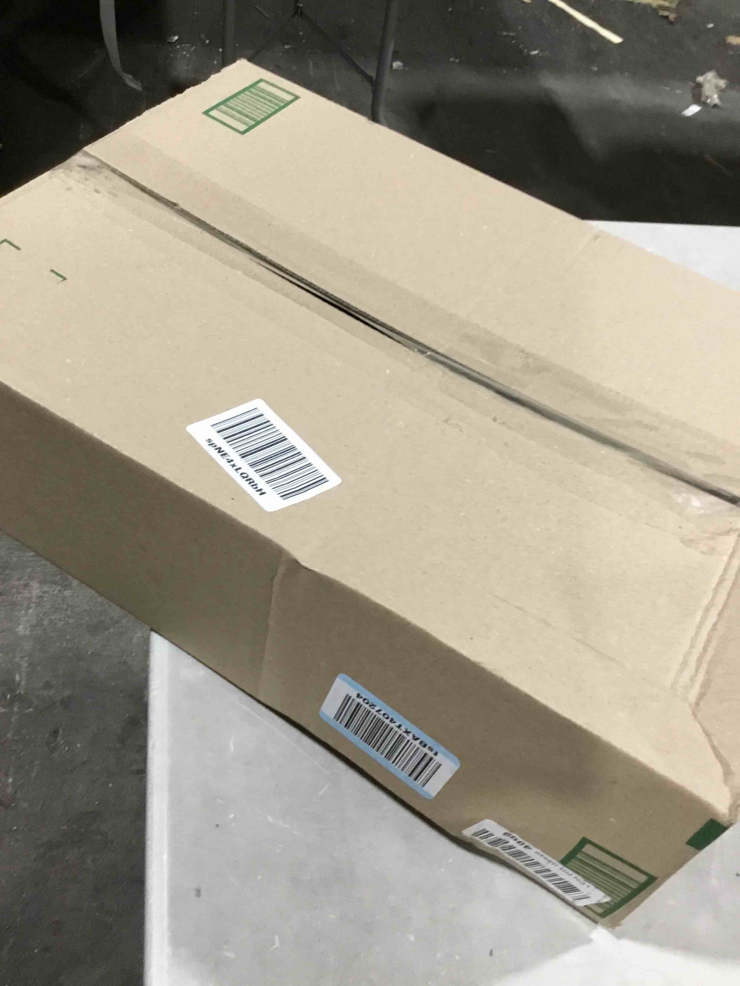 https://s3.amazonaws.com/lotting-images-prod/bidfta/RED6602559_1723649151058.jpeg