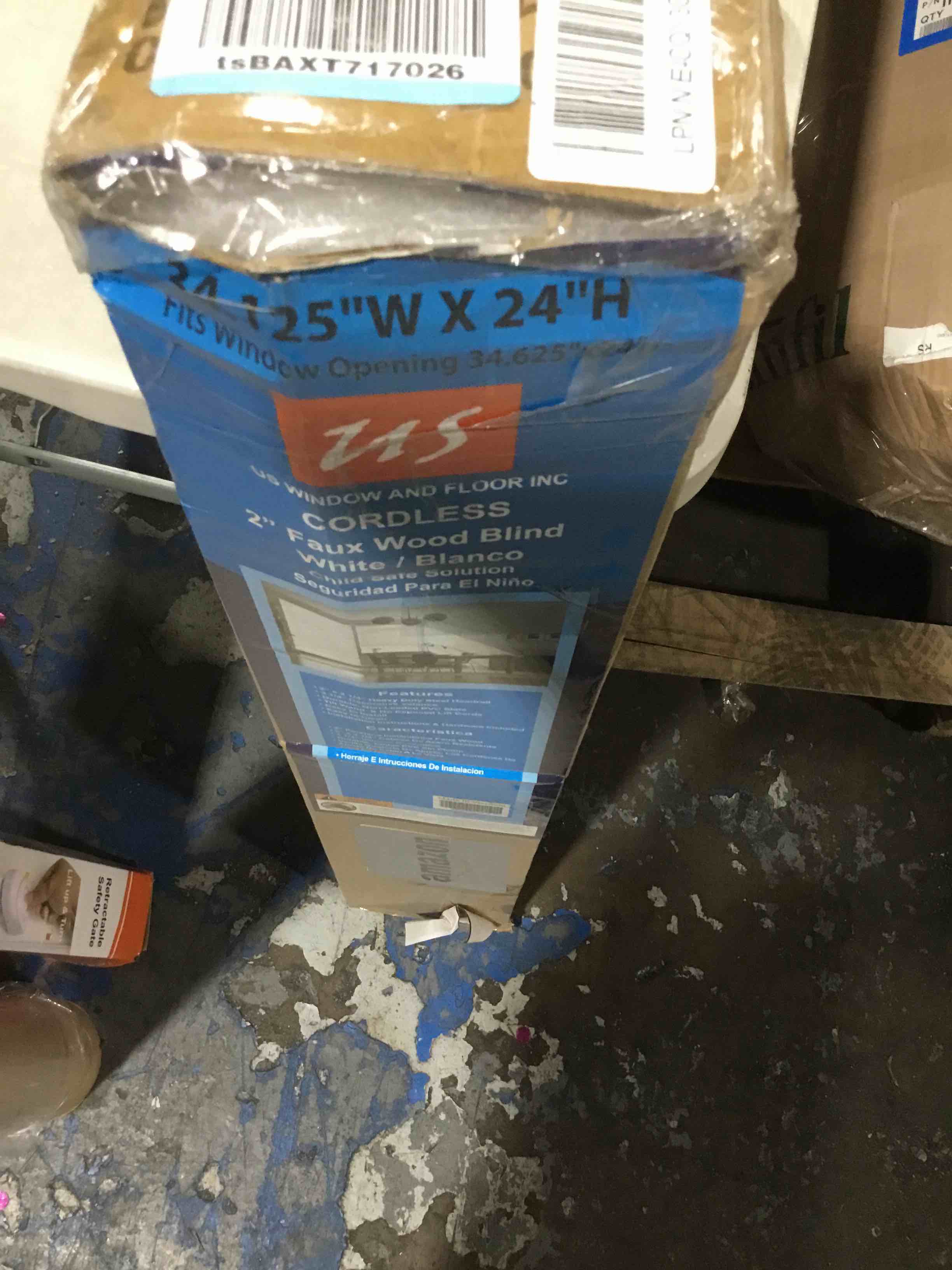 https://s3.amazonaws.com/lotting-images-prod/bidfta/RED6602635_1723639143379.jpeg