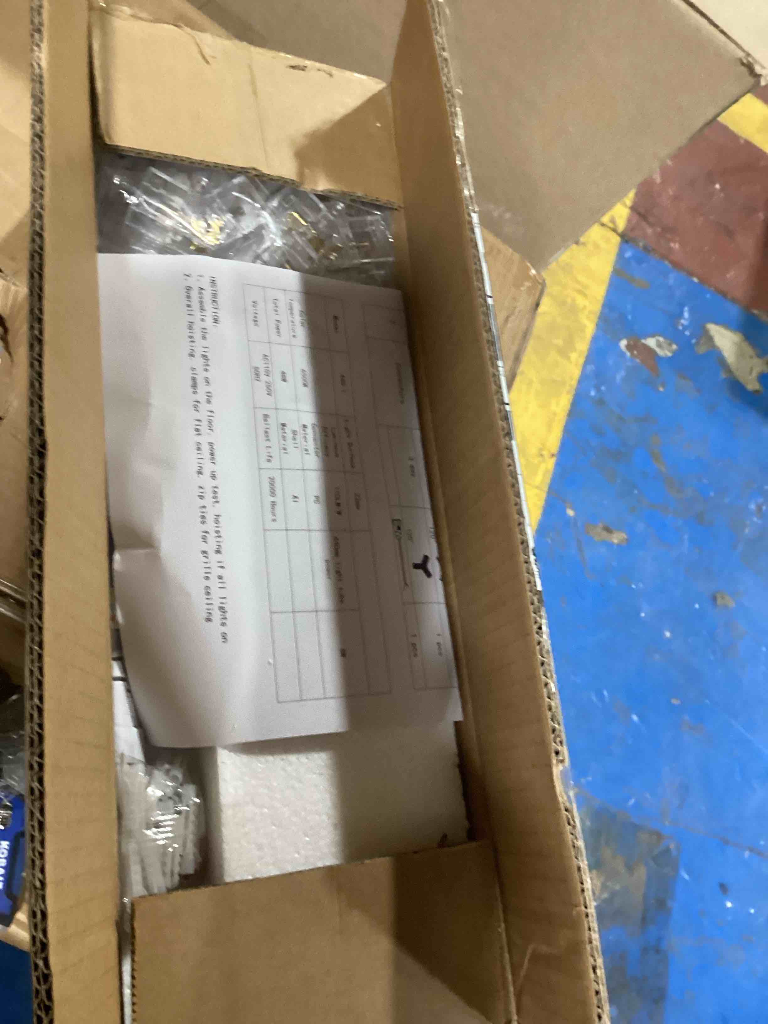 https://s3.amazonaws.com/lotting-images-prod/bidfta/RED6605071_1716472675254.jpeg