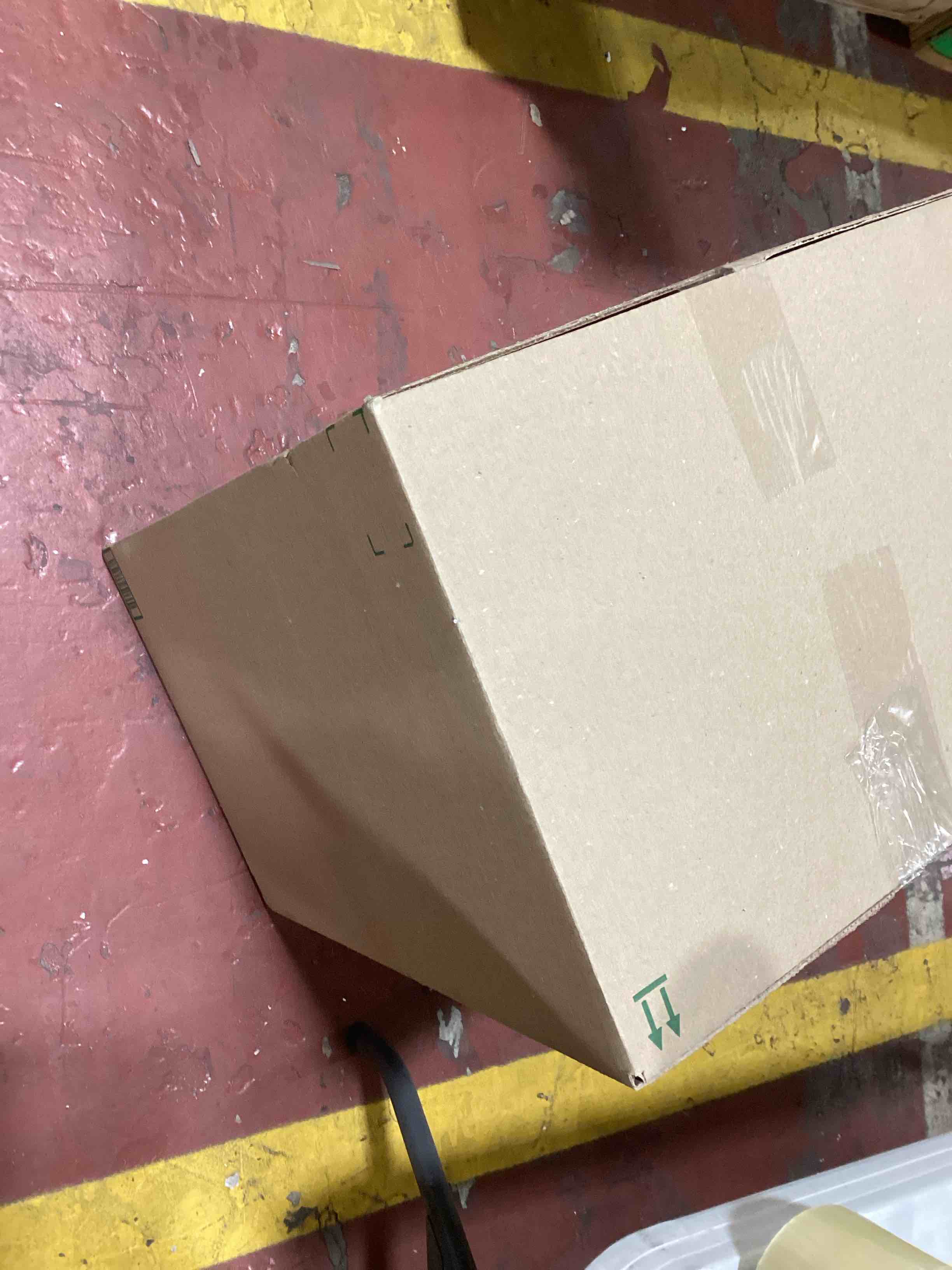 https://s3.amazonaws.com/lotting-images-prod/bidfta/RED6605572_1718112381522.jpeg