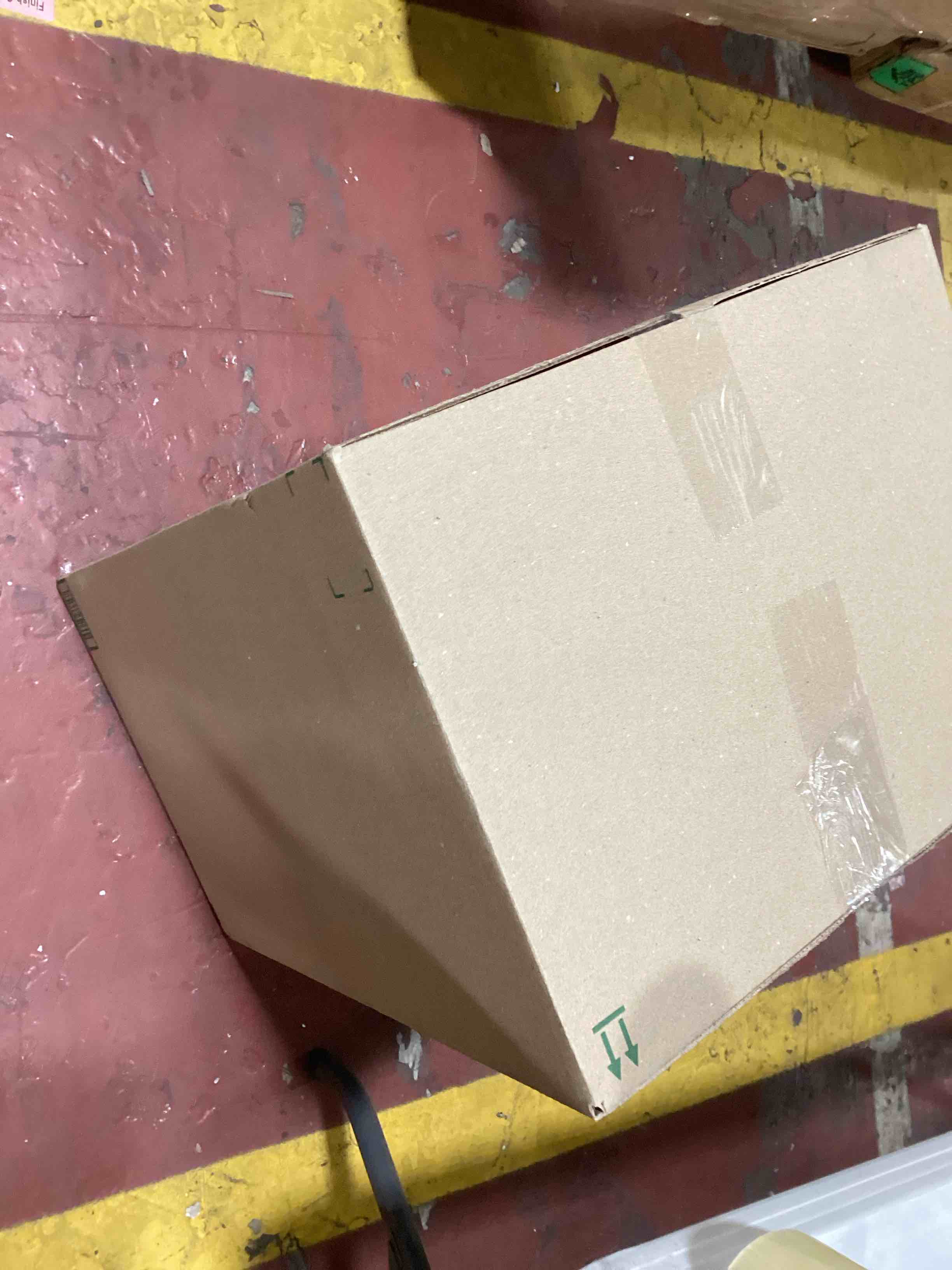 https://s3.amazonaws.com/lotting-images-prod/bidfta/RED6605572_1718112382360.jpeg
