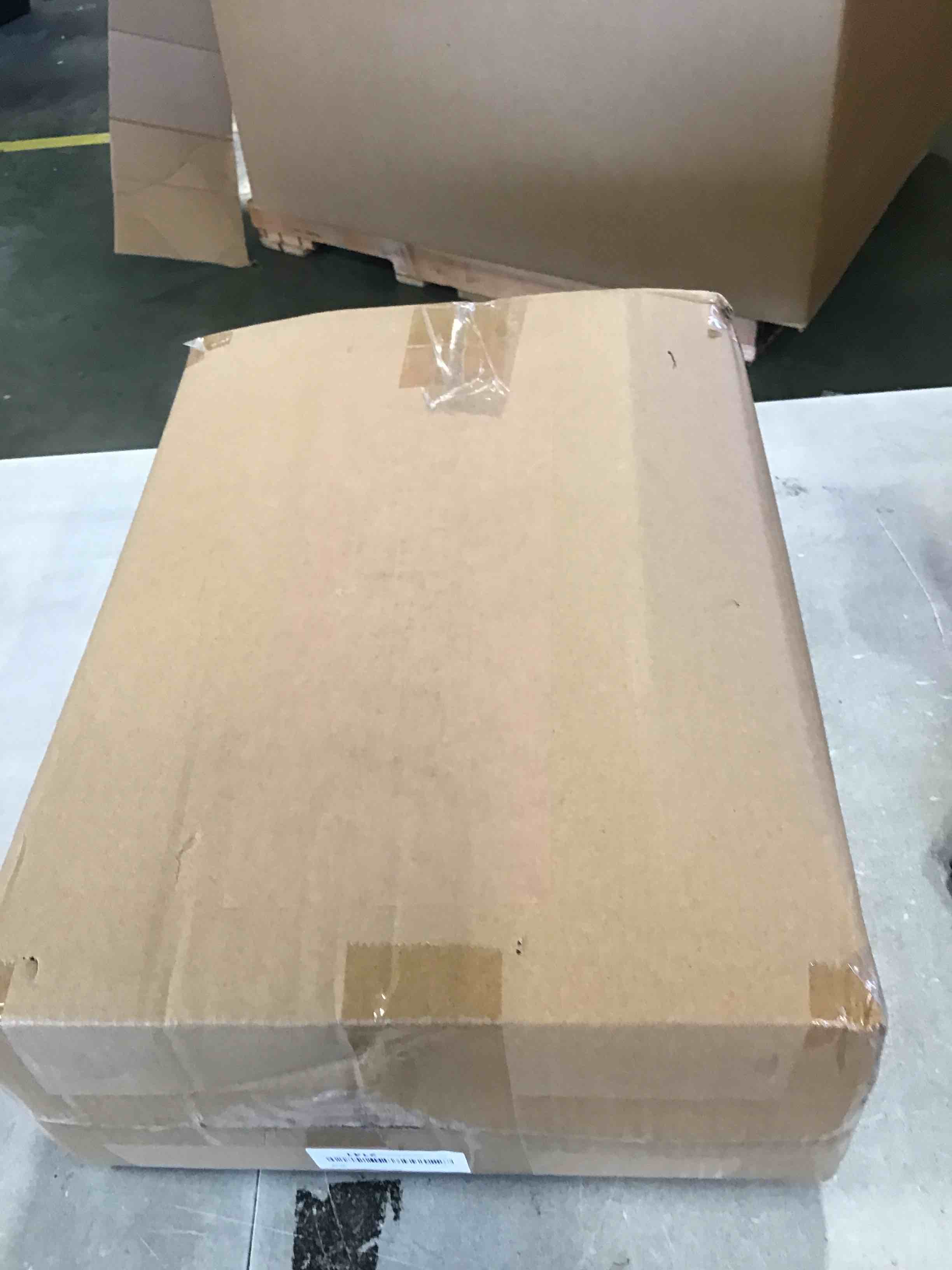 https://s3.amazonaws.com/lotting-images-prod/bidfta/RED6608681_1715870487959.jpeg