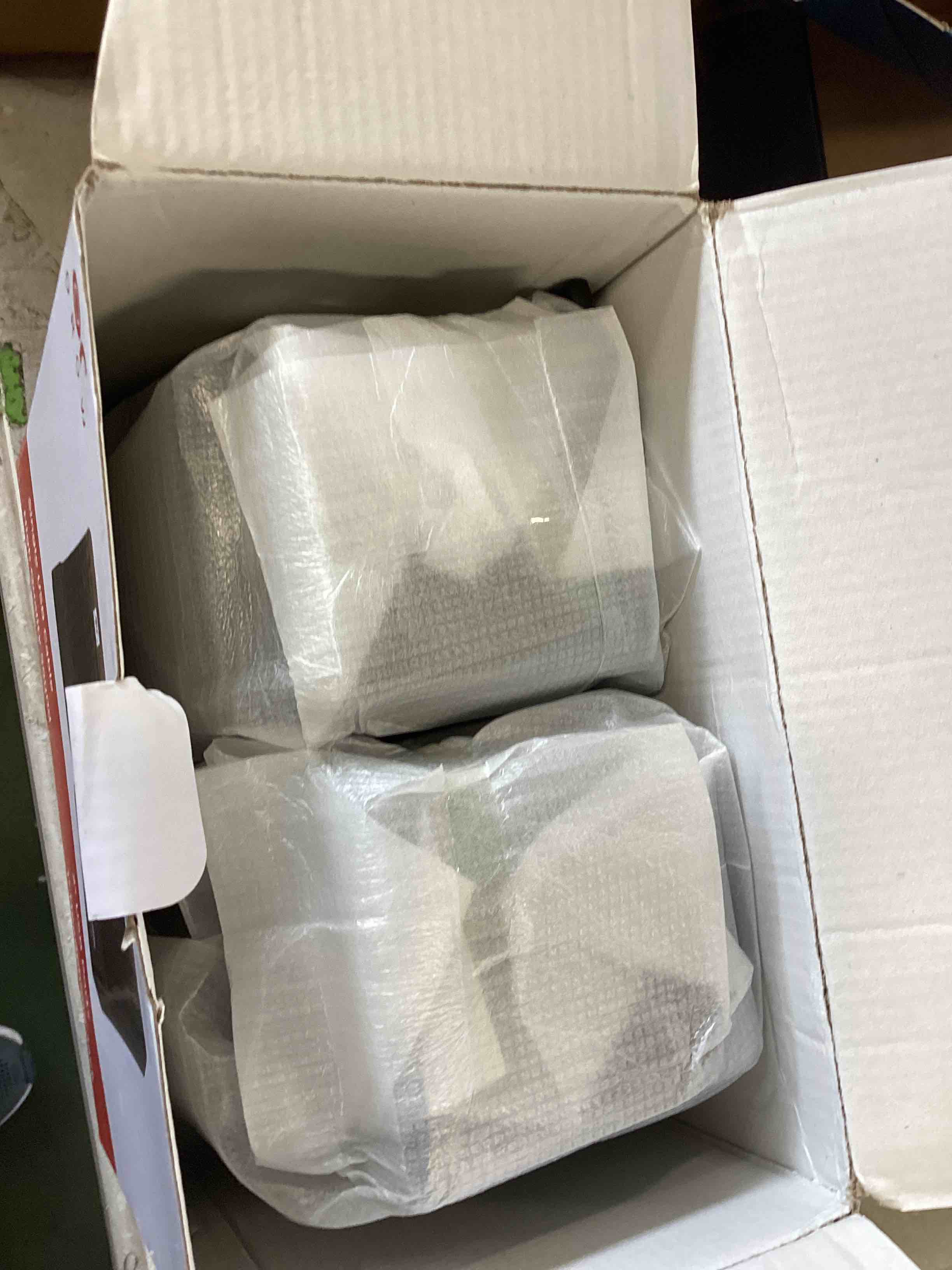 https://s3.amazonaws.com/lotting-images-prod/bidfta/RED6609473_1715197589200.jpeg