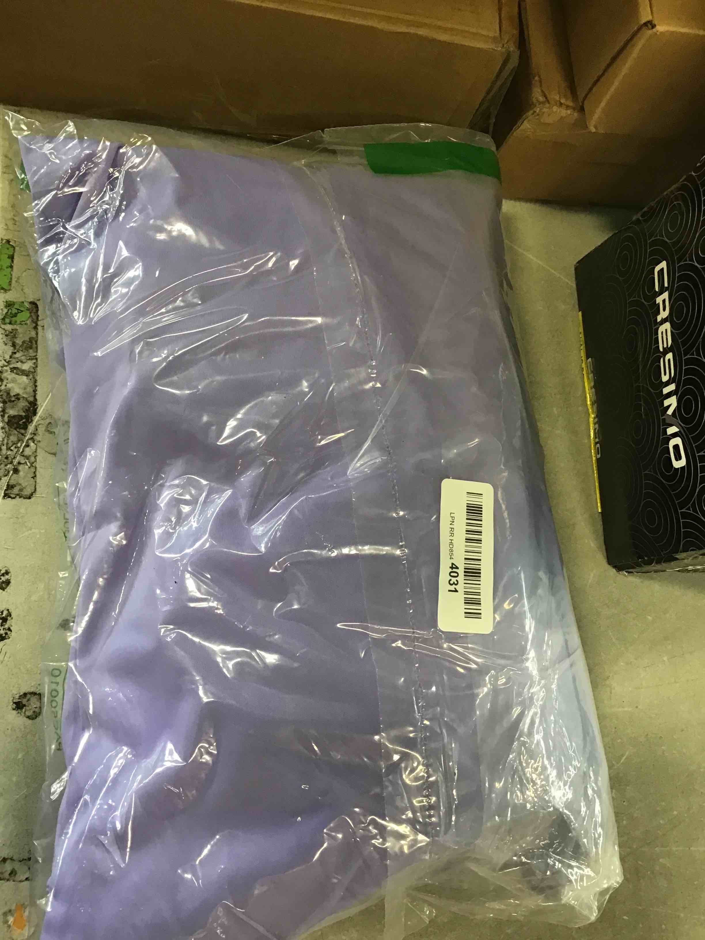 https://s3.amazonaws.com/lotting-images-prod/bidfta/RED6609831_1715284716469.jpeg