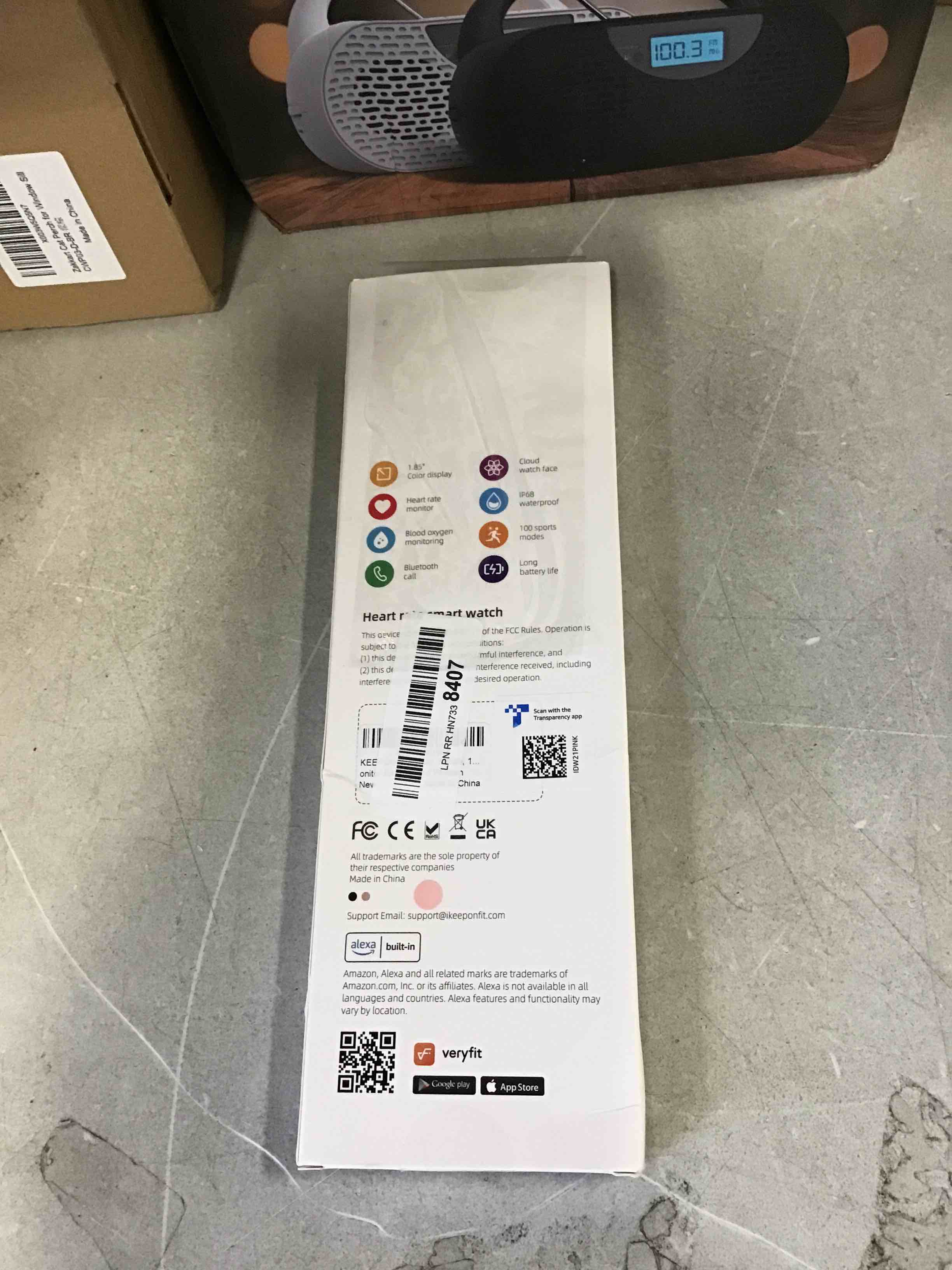 https://s3.amazonaws.com/lotting-images-prod/bidfta/RED6610041_1715355244223.jpeg