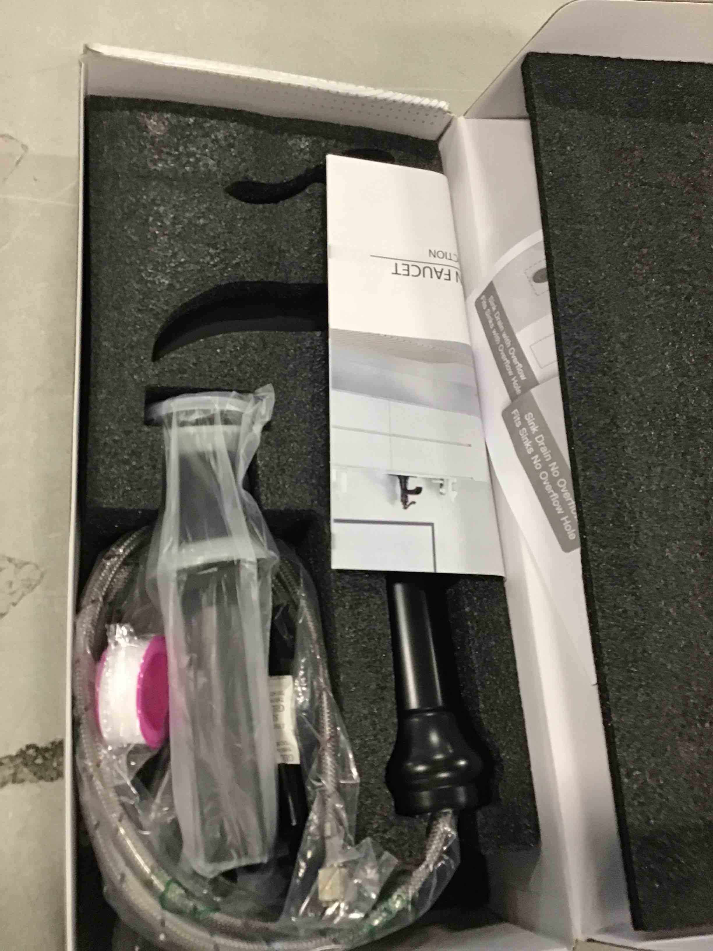 https://s3.amazonaws.com/lotting-images-prod/bidfta/RED6610448_1715687371810.jpeg