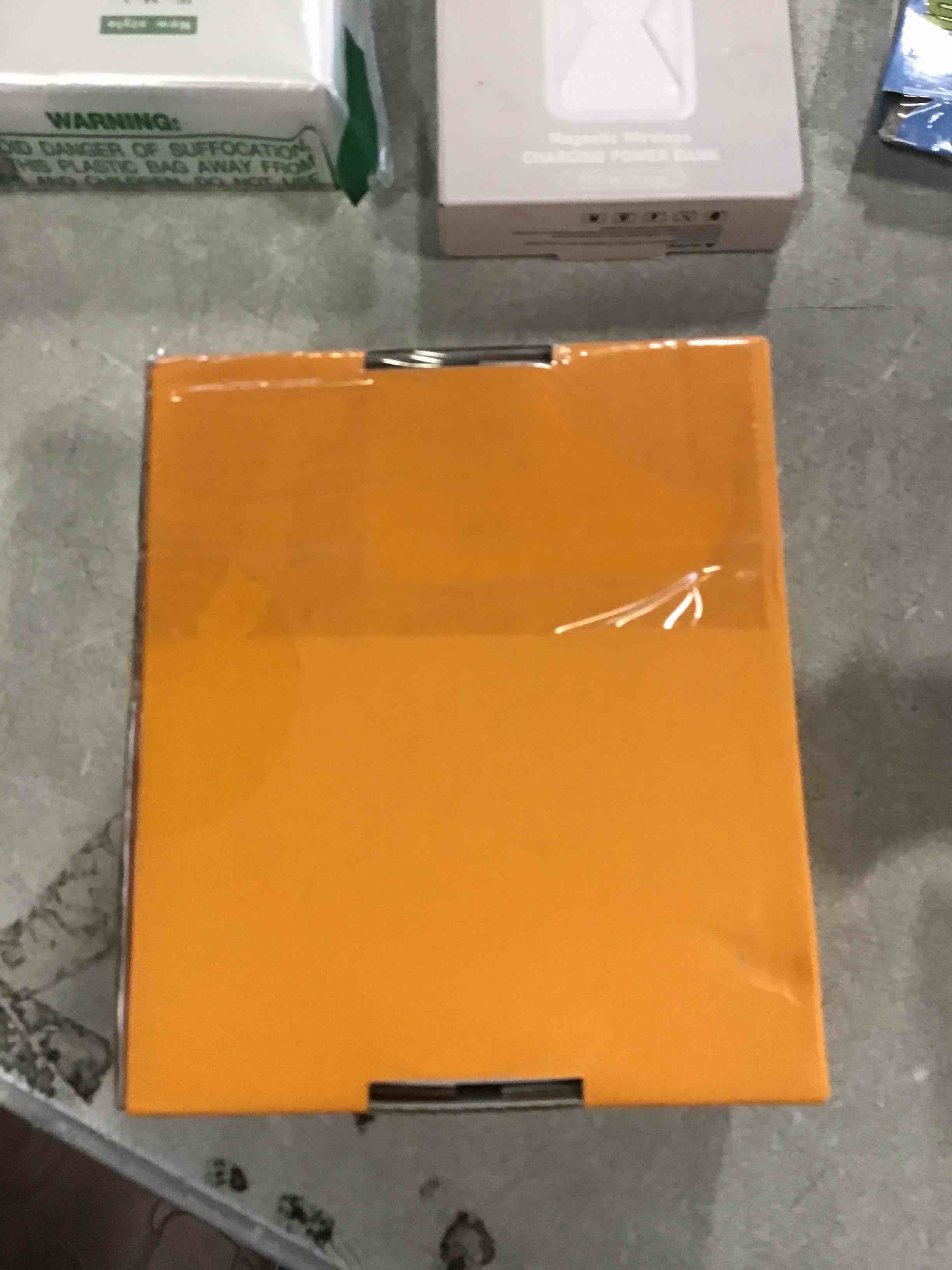 https://s3.amazonaws.com/lotting-images-prod/bidfta/RED6610623_1715704590673.jpeg