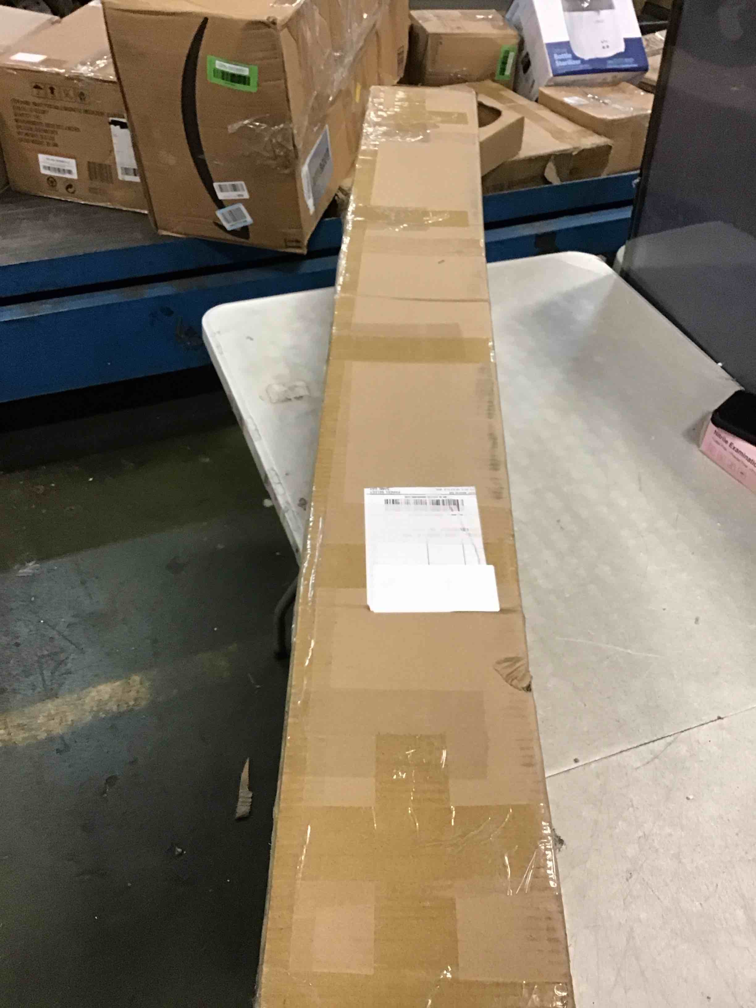https://s3.amazonaws.com/lotting-images-prod/bidfta/RED6611718_1715959891135.jpeg