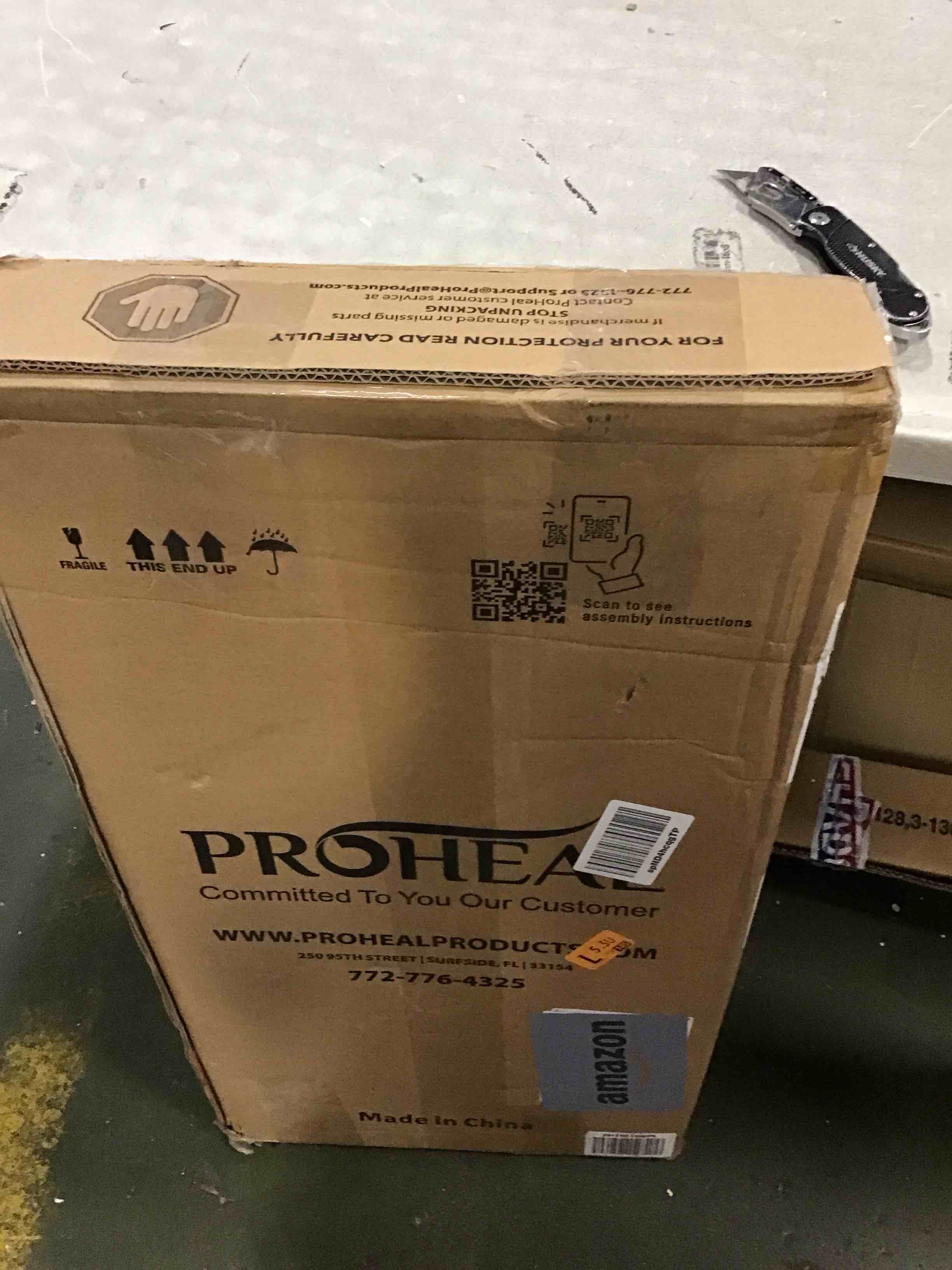 https://s3.amazonaws.com/lotting-images-prod/bidfta/RED6611797_1715971490493.jpeg
