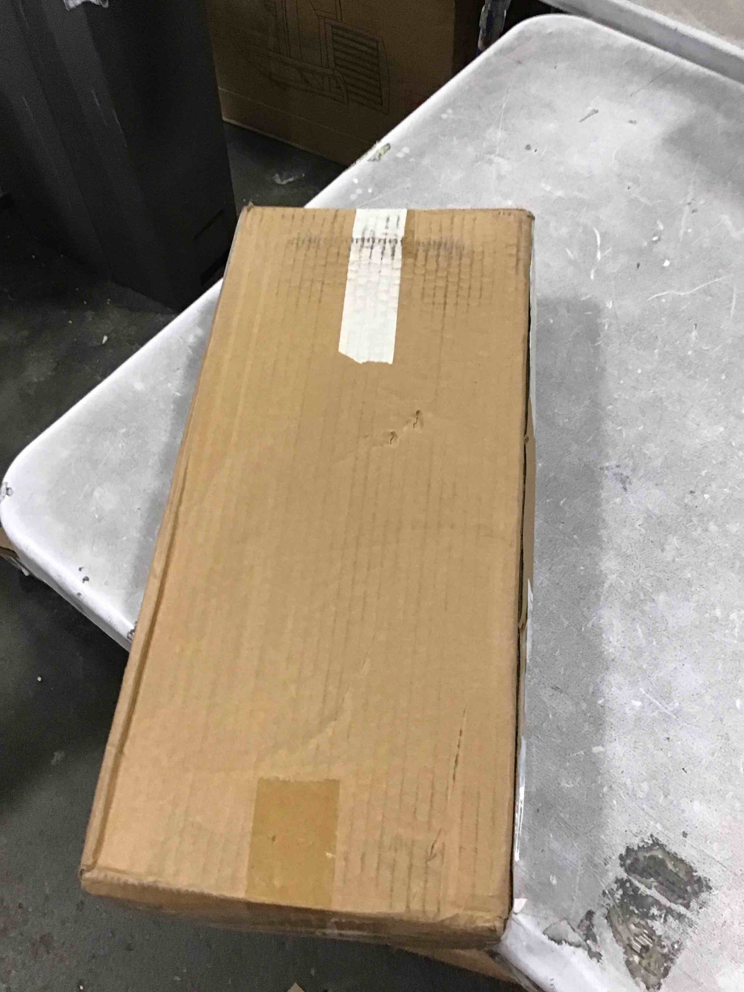 https://s3.amazonaws.com/lotting-images-prod/bidfta/RED6612116_1716210597873.jpeg